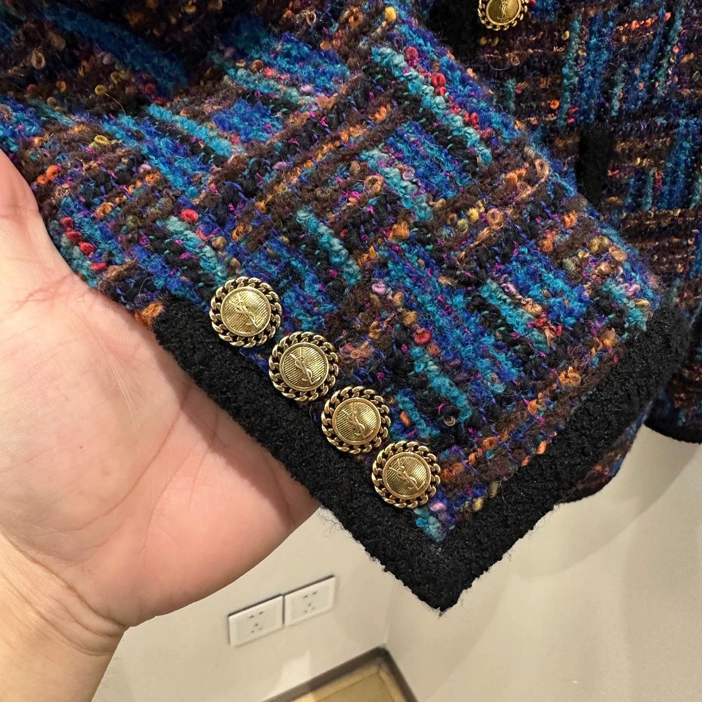 Saint Laurent Paris SL may361 Tweed Logo Gold Button Wool Cardigan F38 Size S / US 4 / IT 40 - 6 Thumbnail