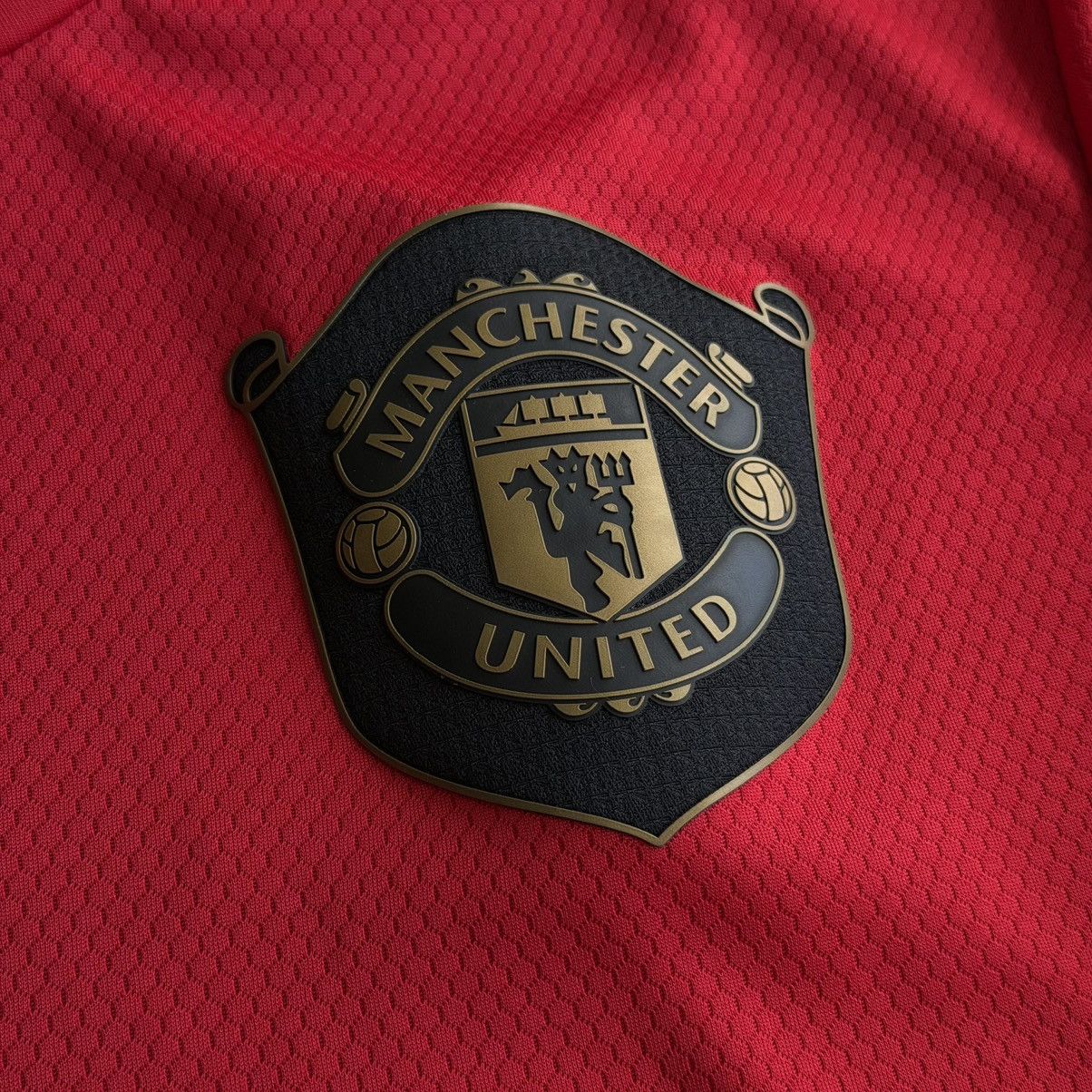 Adidas James #21 FC Manchester United 2019/20 Soccer Jersey Adidas Size US L / EU 52-54 / 3 - 5 Thumbnail