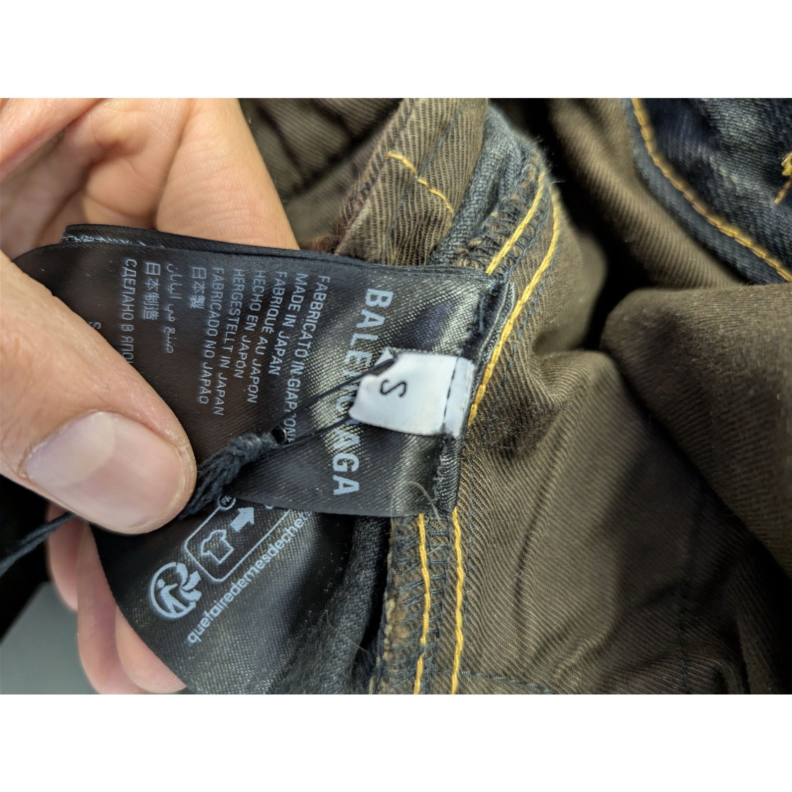 Balenciaga o1rshd1 Cargo Denim Trousers Pants in Washed Black Size US 30 / EU 46 - 17 Thumbnail