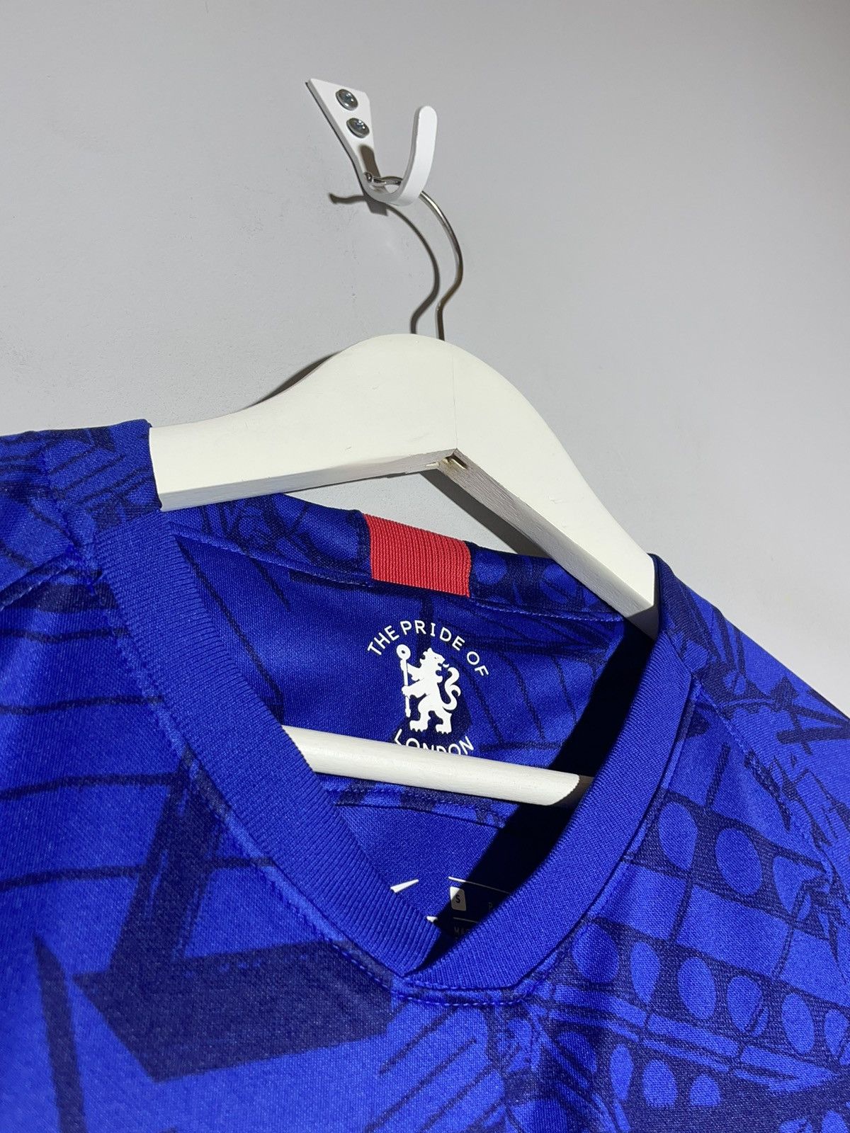 Chelsea Soccer × Nike Chelsea FC Nike 2019/20 Home Y2k Streetwear Football Shirt Size US S / EU 44-46 / 1 - 7 Thumbnail