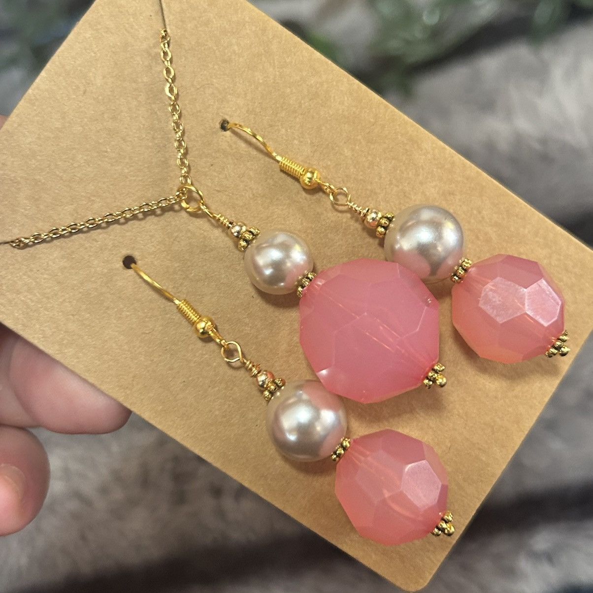 Handmade Handcrafted bold chunky pink crackle resin pearl set Size ONE SIZE - 1 Thumbnail