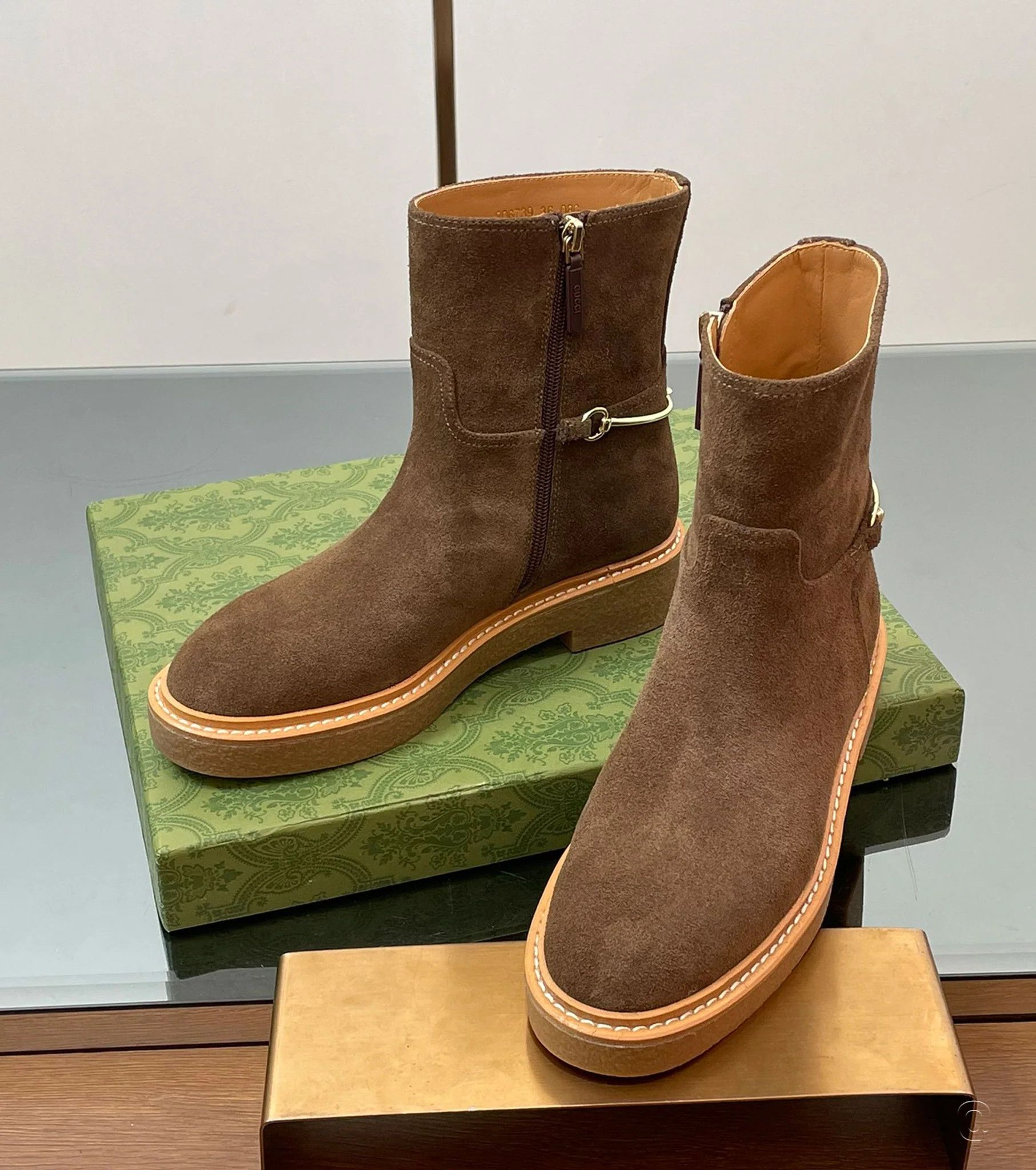 Gucci o1loc1c0226 811378 Women's Slim Horsebit Ankle Boots Brown Size US 9 / IT 39 - 3 Thumbnail