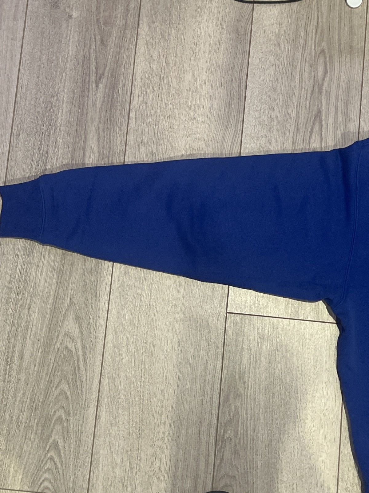 Off-White OFF-WHITE Stamp Skate Crewneck Dark Blue Size US M / EU 48-50 / 2 - 2 Thumbnail