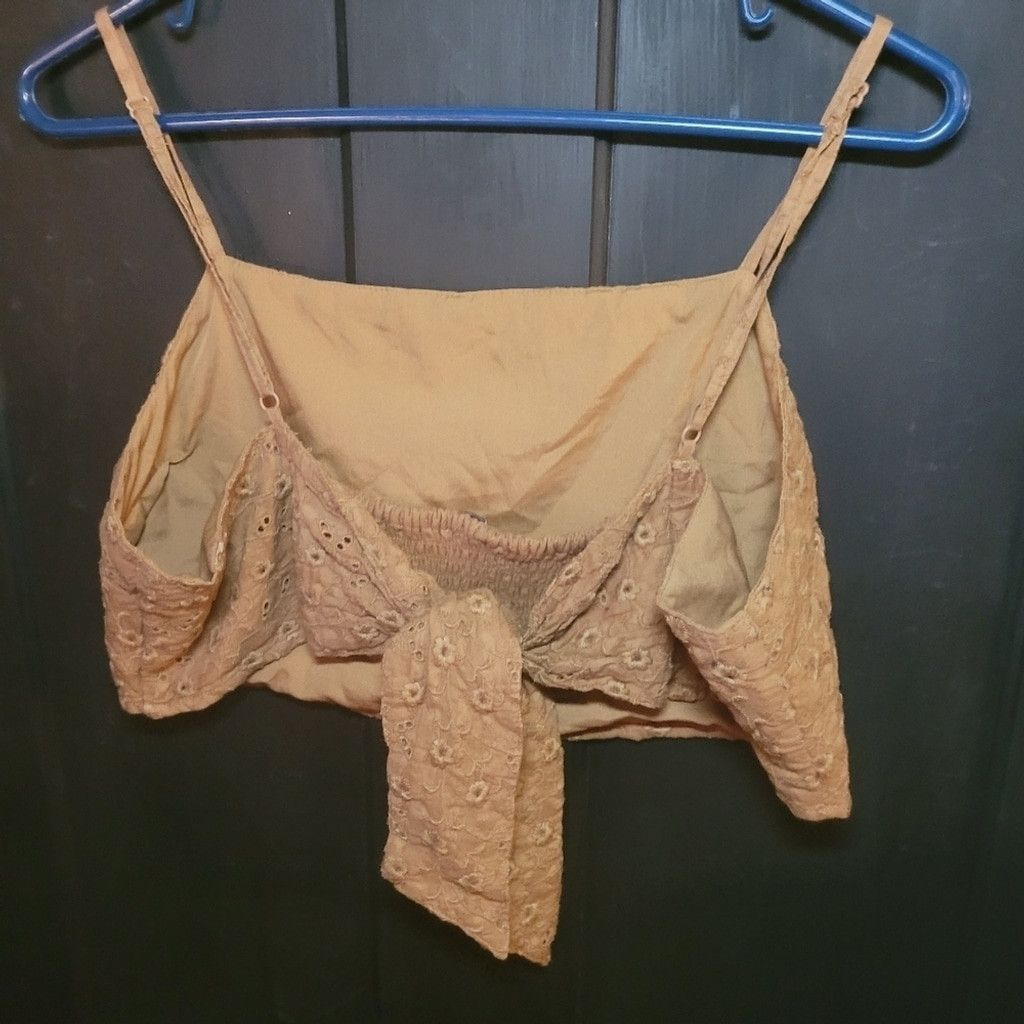 American Eagle Outfitters American Eagle, halter top, NWOT, Size XL Size XL / US 12-14 / IT 48-50 - 4 Thumbnail