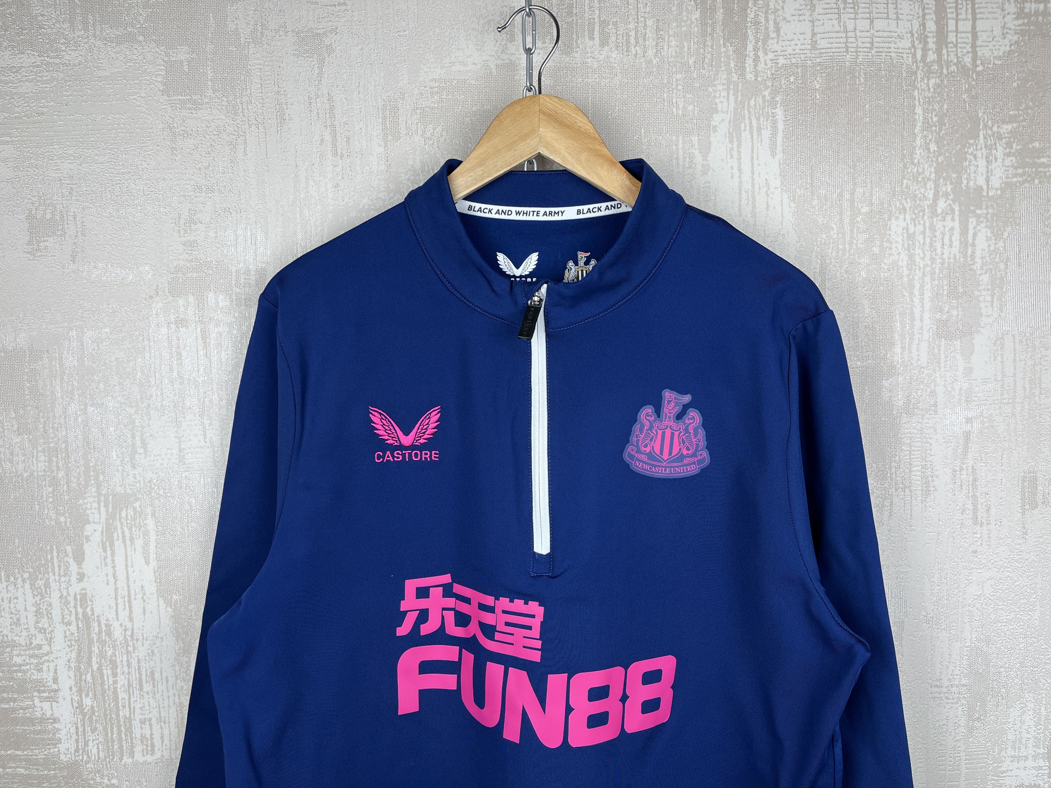 Other Castore Newcastle United Soccer 1/4 Zip Training Pullover Size US XL / EU 56 / 4 - 3 Thumbnail