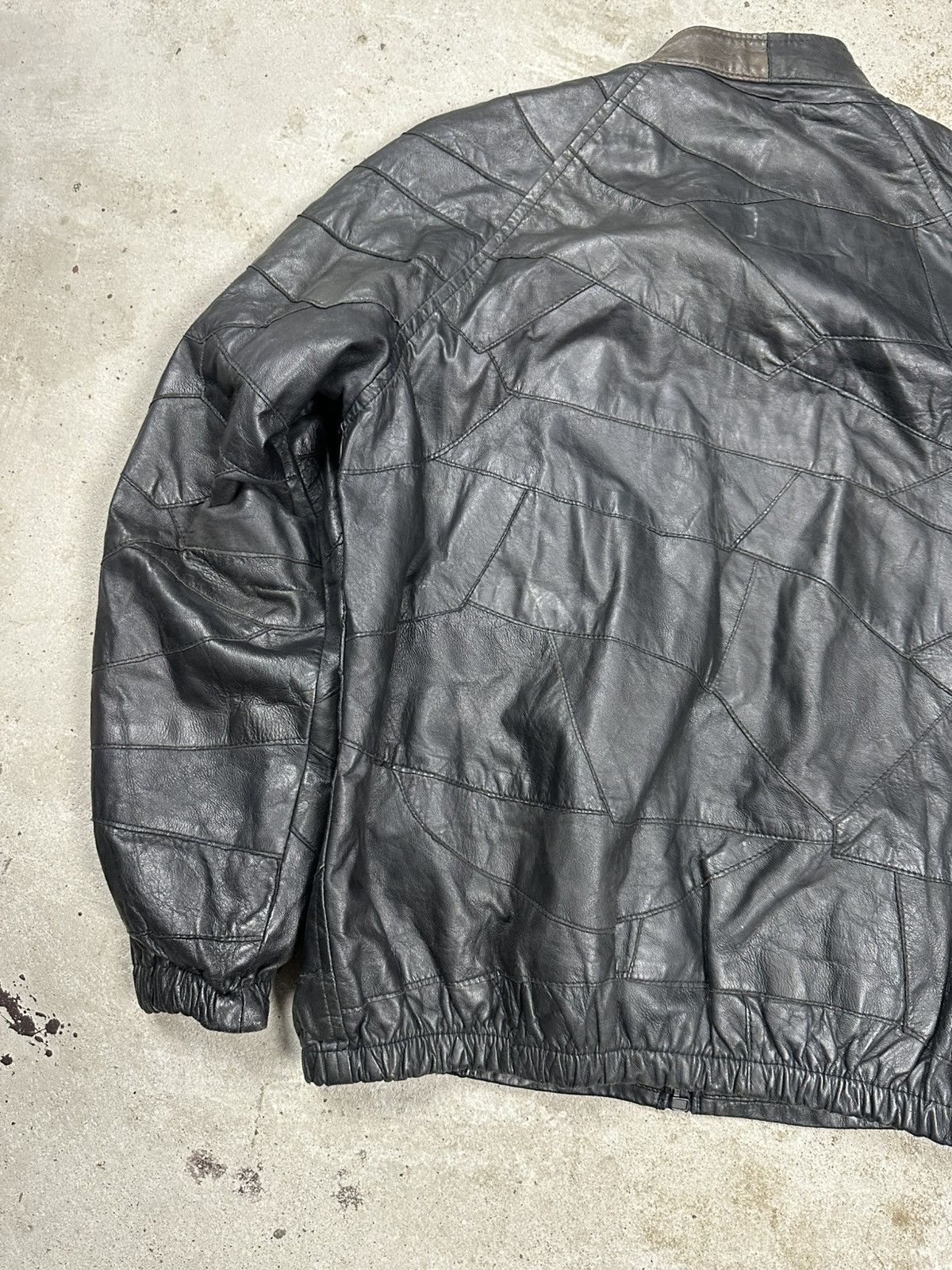 Japanese Brand Vintage Y2K Black Patchwork Leather Bomber Jacket Size US M / EU 48-50 / 2 - 12 Thumbnail