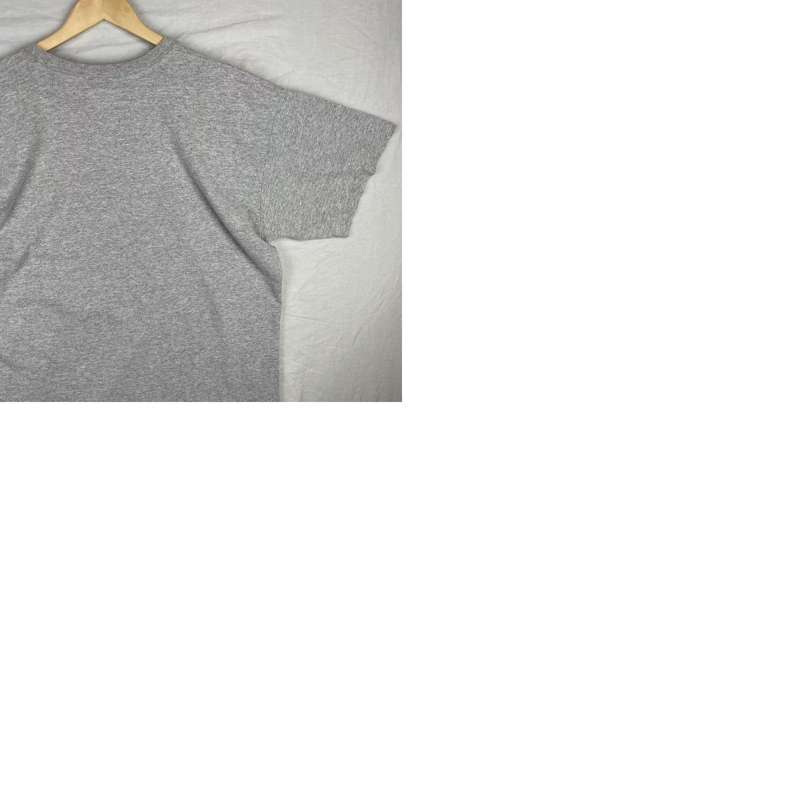 Vintage VINTAGE Grinch Shirt Mens XL Gray Dr Seuss How The Grinch Stole Christmas Tee Size US XL / EU 56 / 4 - 9 Thumbnail