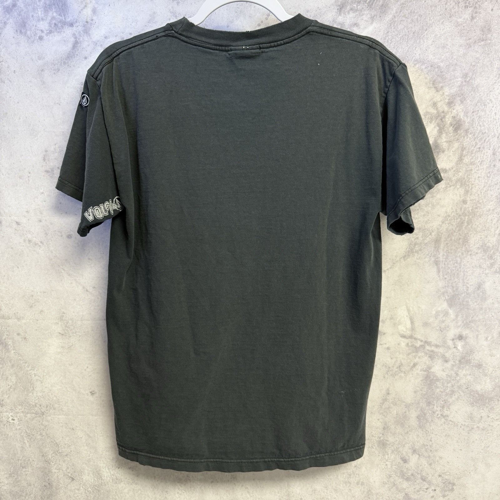 Volcom Vintage Volcom T Shirt Mens Medium 19x25 Faded Black Y2K Size US M / EU 48-50 / 2 - 2 Thumbnail