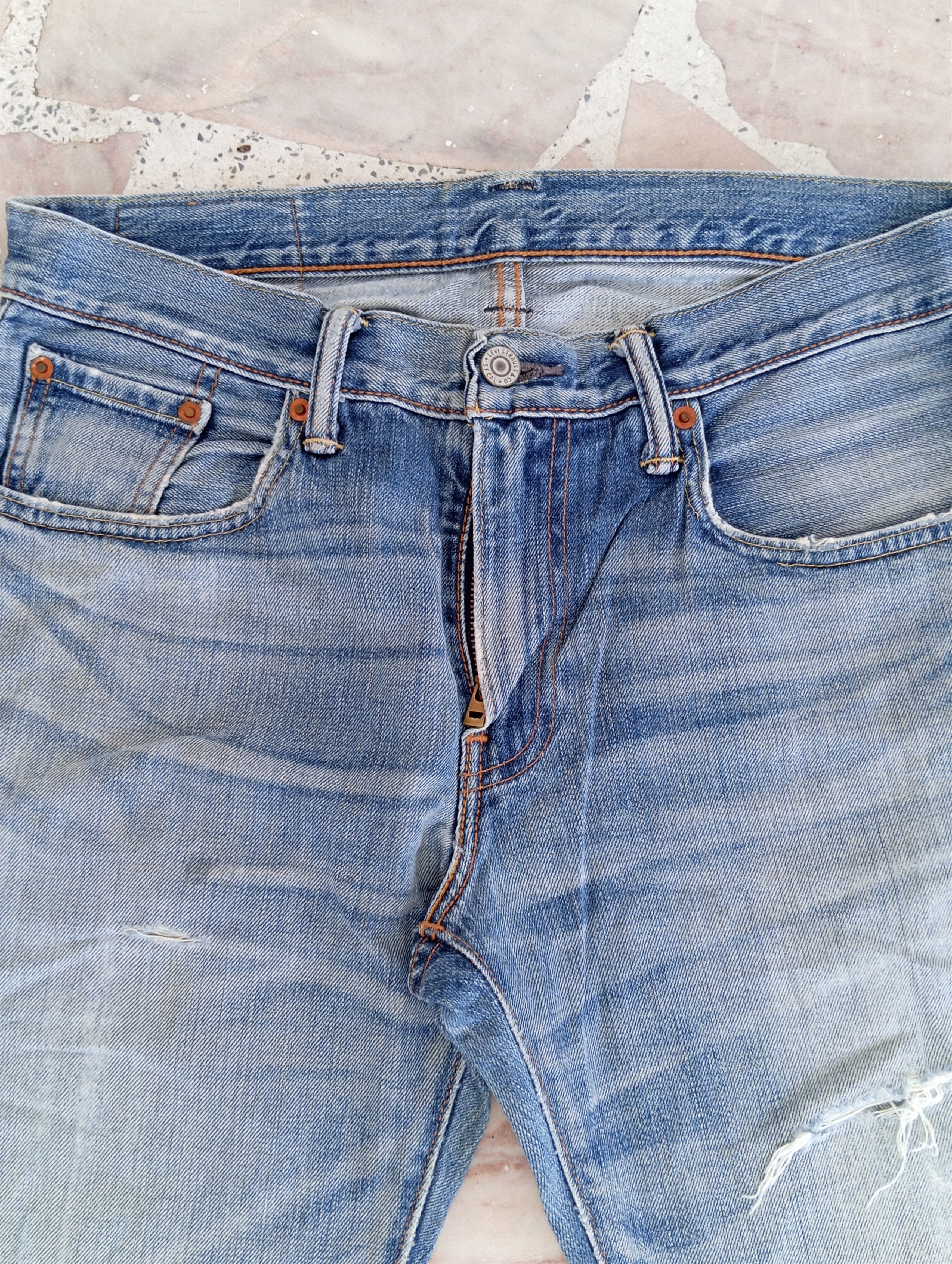 Levi's × Vintage Fair Distressed Levis Vintage Denim light blue with 502 tab Size US 31 - 4 Thumbnail