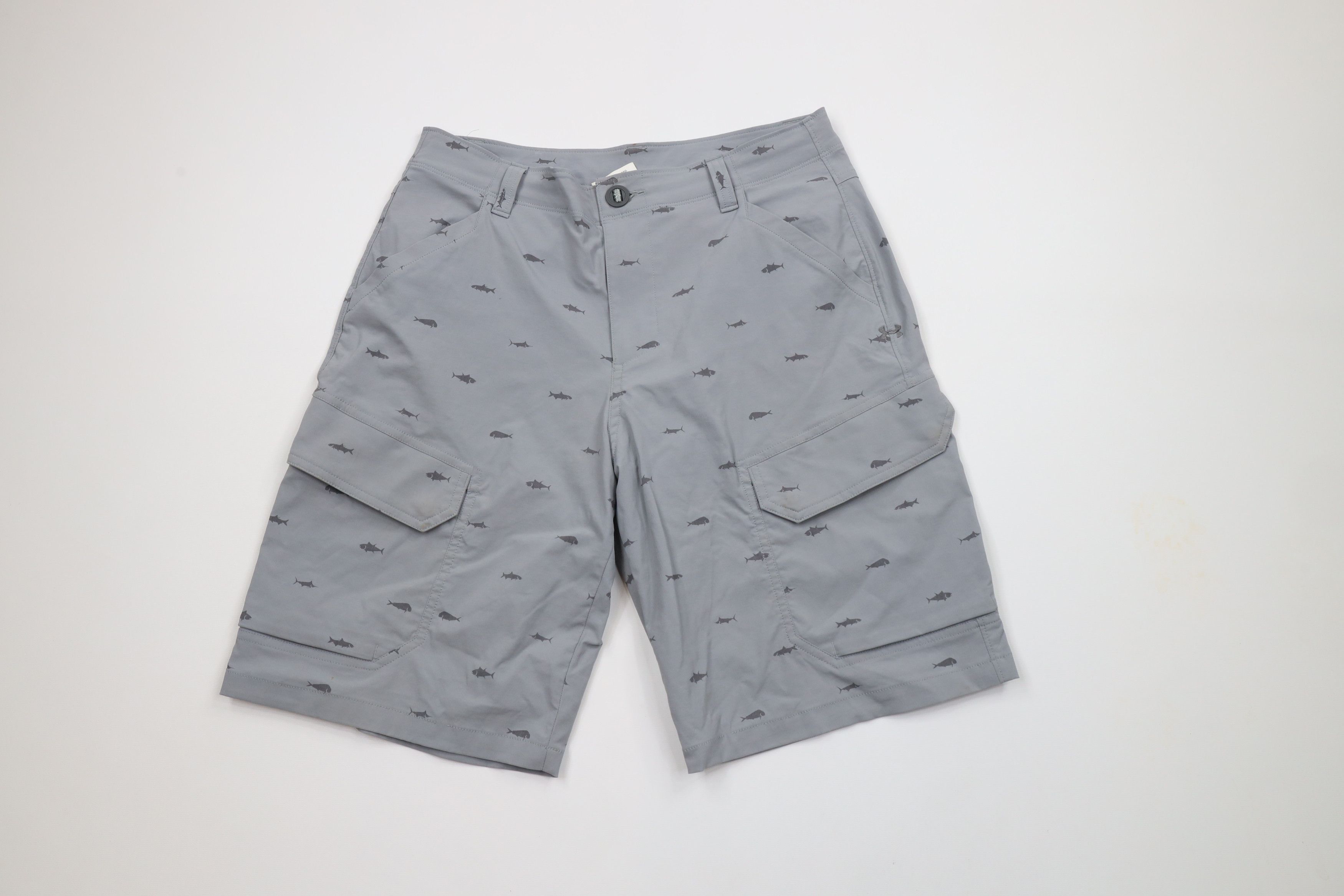 Under Armour × Vintage Under Armour HeatGear Fish All Over Print Cargo Shorts Gray Size US 30 / EU 46 - 1 Thumbnail