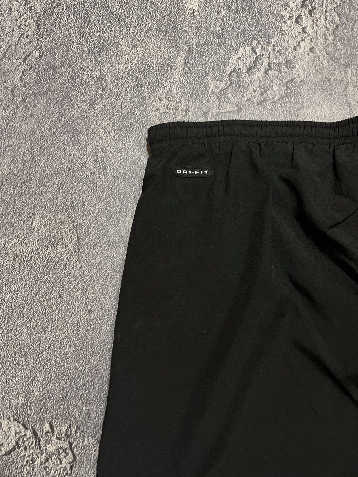 Nike × Vintage Vintage 90s Nike Shorts Logo size L Y2K Hype Size US 34 / EU 50 - 4 Thumbnail