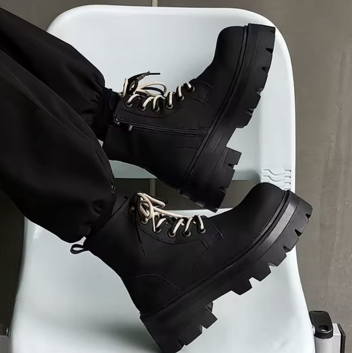 Japanese Brand Black Combat Boots Size US 9.5 / EU 42-43 - 2 Thumbnail