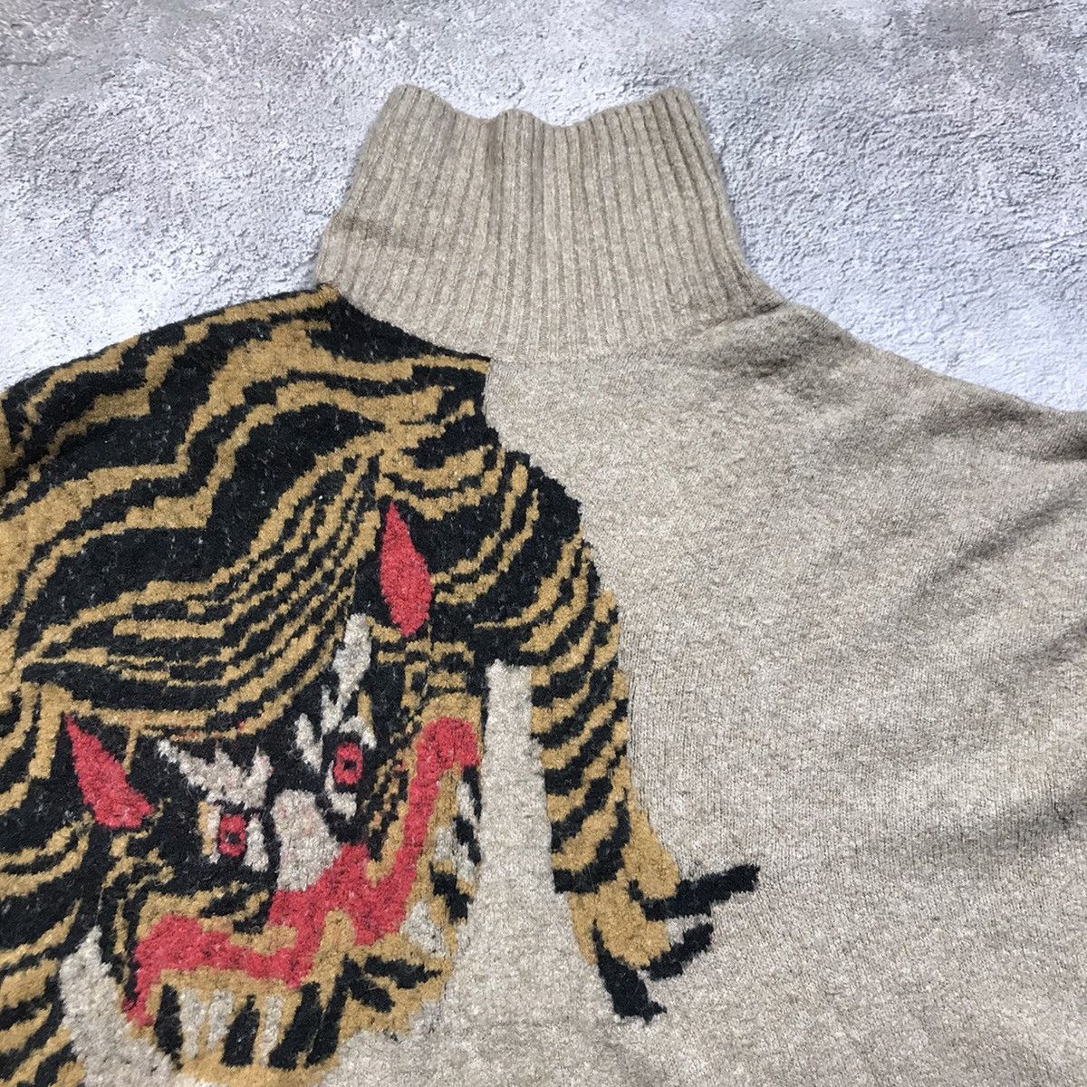 Vintage Vintage 90s Tiger Mohair Knit Sweater Oversized Grunge L Size L / US 10 / IT 46 - 3 Thumbnail