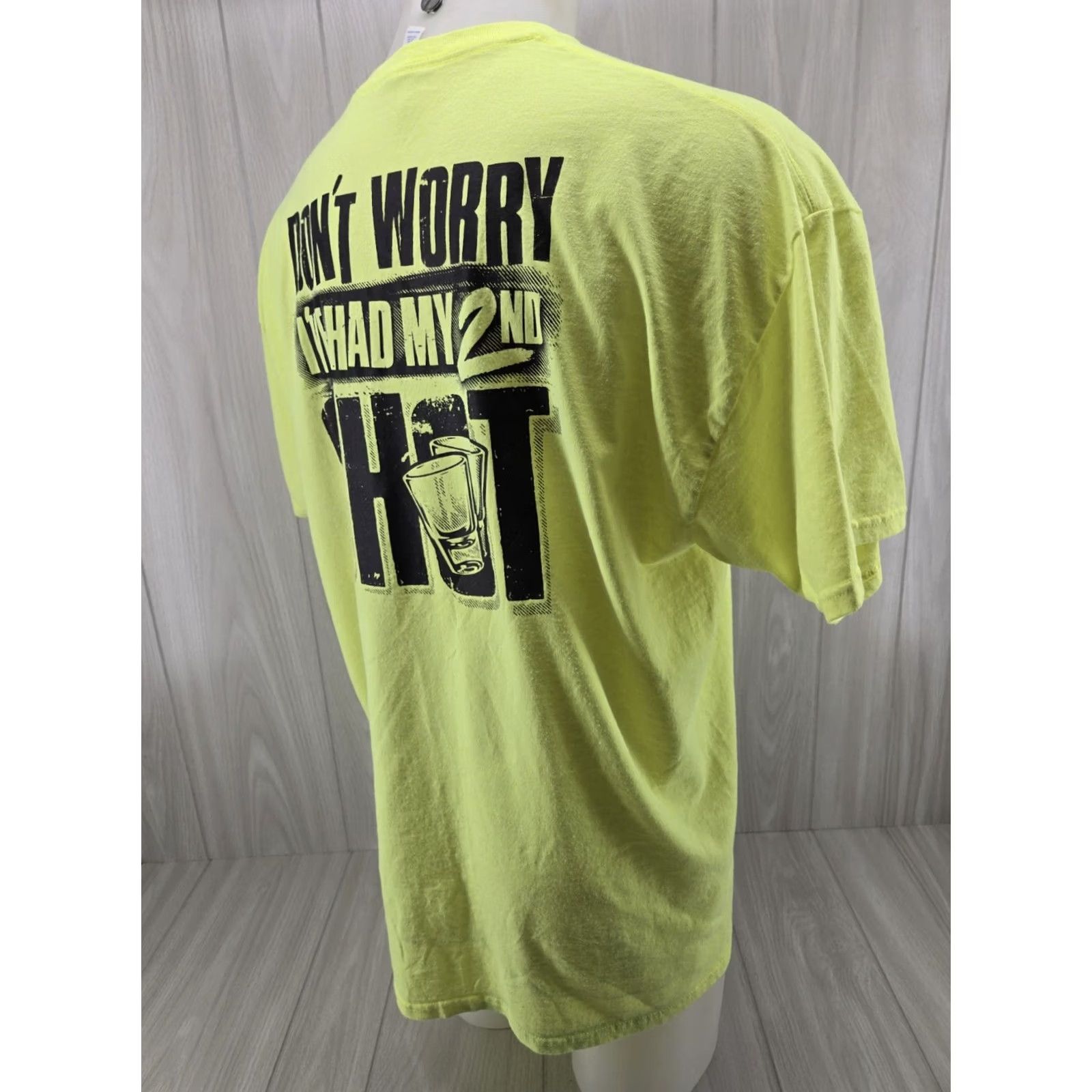 Gildan VINTAGE Distressed Armed American Supply Green 2nd Shot Short Sleeve Men’s 2XL T-Shirt Size US 39 - 7 Thumbnail