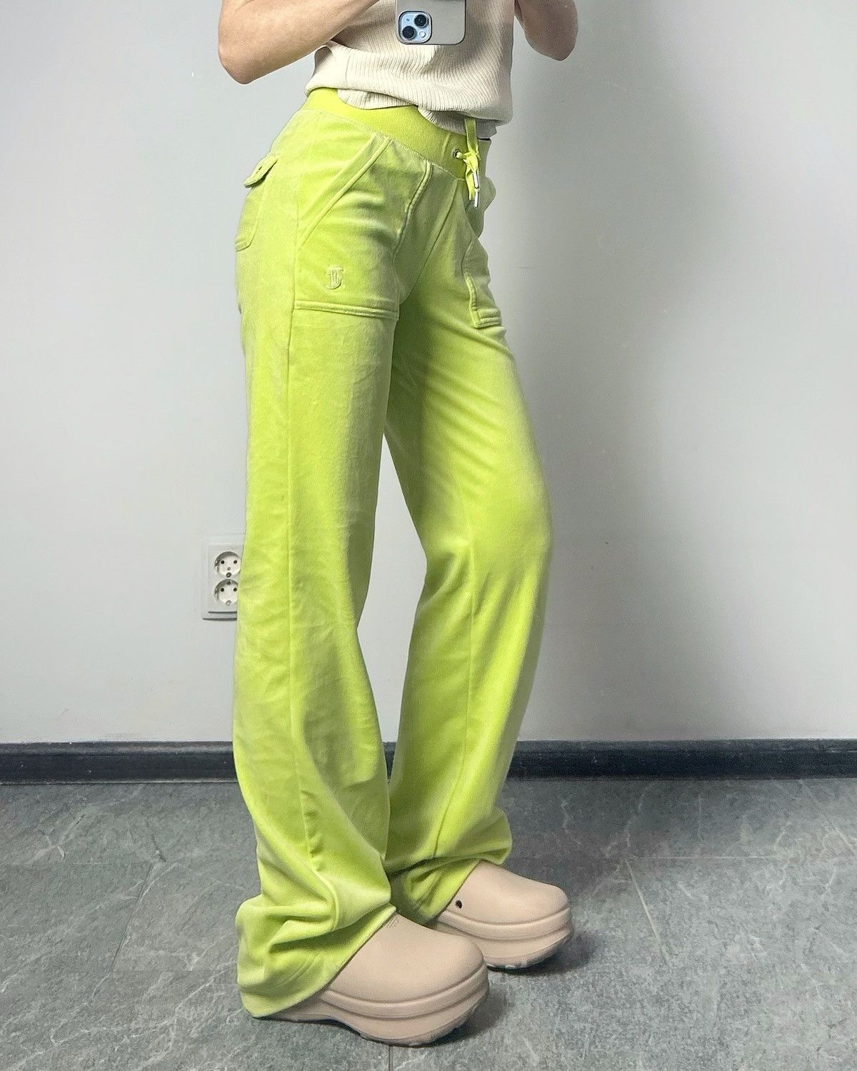 Juicy Couture × Vintage Vintage swetpants juicy couture velor green y2k Size 26" / US 2 / IT 38 - 2 Thumbnail