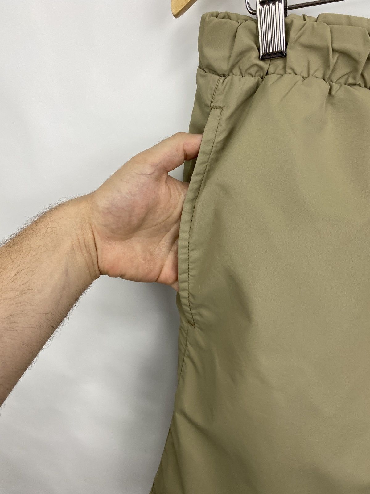 Helly Hansen Helly Hansen Big Logo Streetwear Shorts Size US 33 - 5 Thumbnail