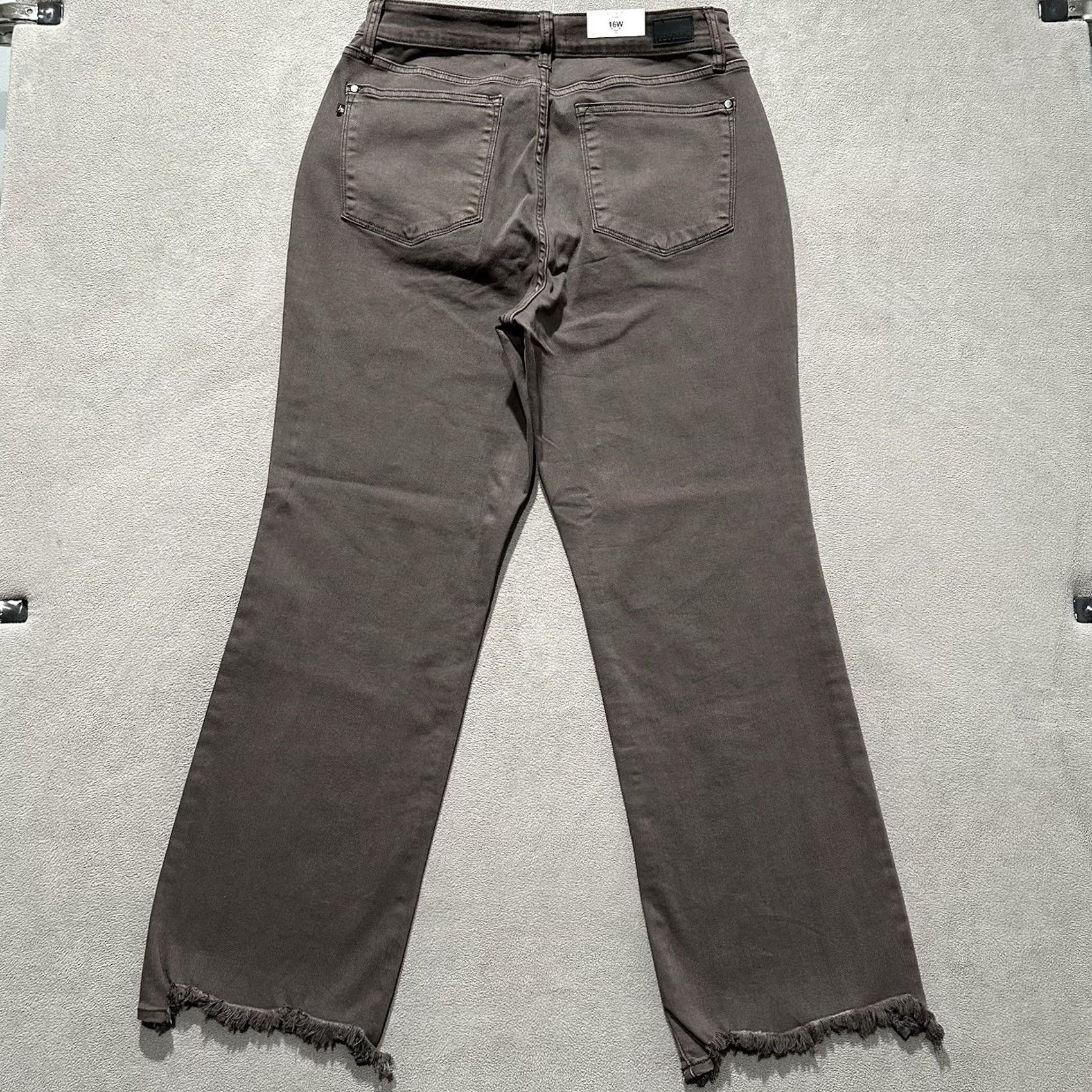 Vintage NWT Judy Blue Jeans Women 16W Dark Brown Straight Fit Raw Hem JB82531C-PL Size 38" / US 16 / IT 52 - 2 Thumbnail