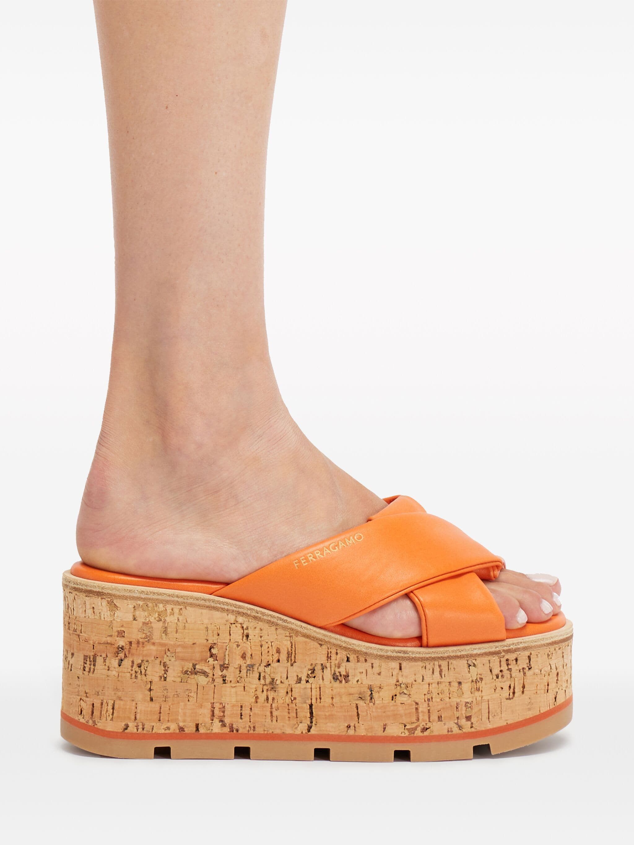 Salvatore Ferragamo o1s1rm0824 Engracia Leather Slides in Orange Size US 8.5 / IT 38.5 - 5 Thumbnail