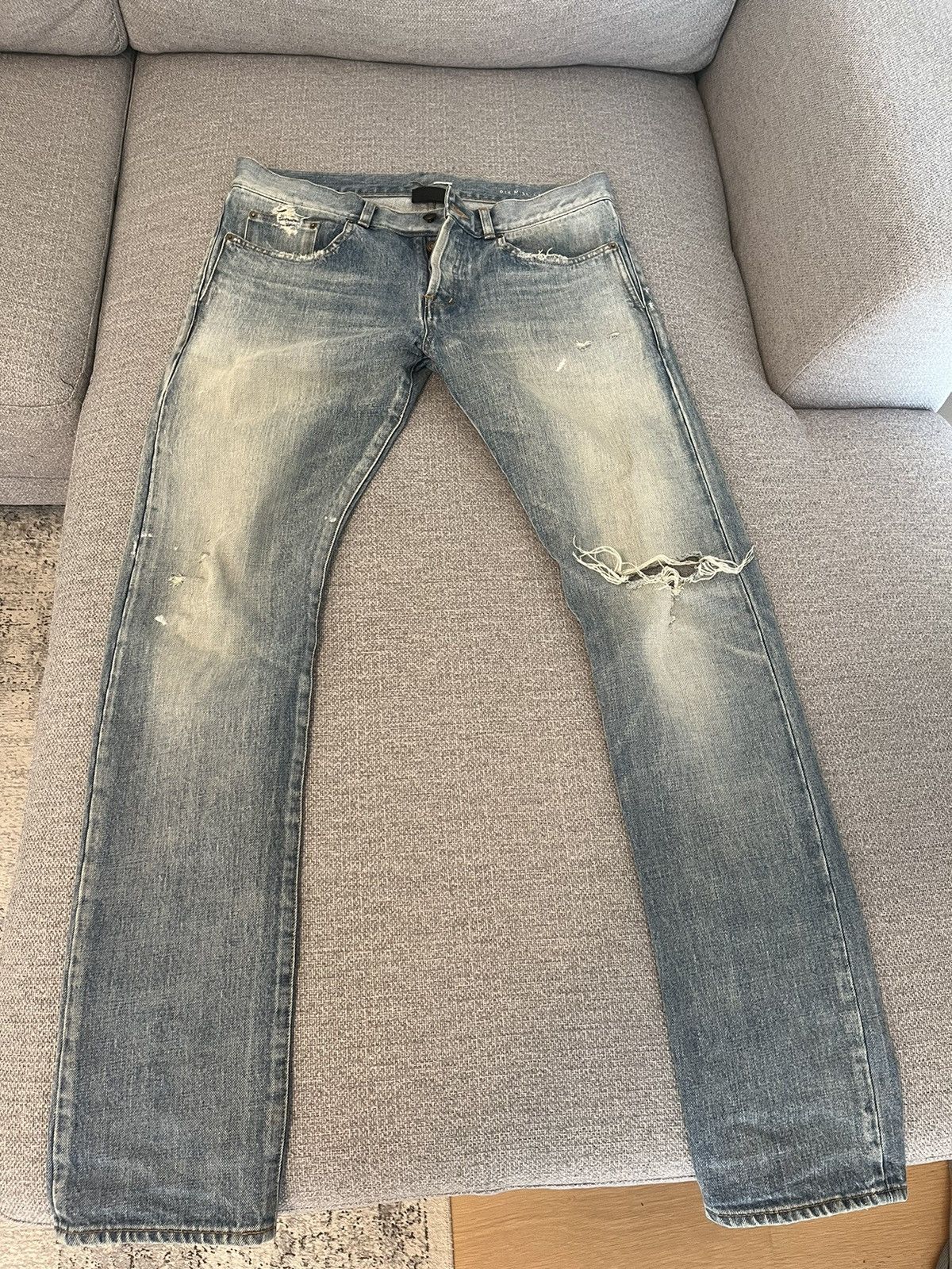 Image of Saint Laurent Paris Saint Laurent Jeans in Blue, Men's (Size 33)