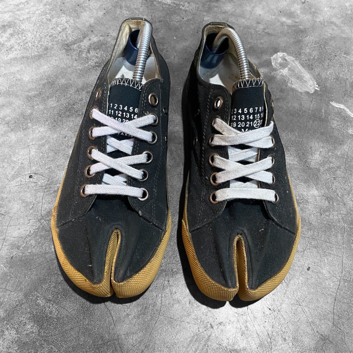 Japanese Brand × Maison Margiela × Vintage Maison Margiela Tabi low-top sneaker Size US 7 / IT 37 - 2 Thumbnail