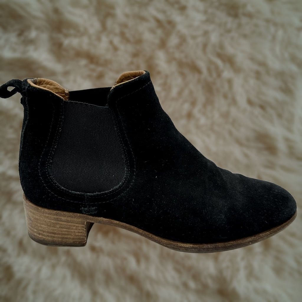 Vintage Alberto Fermani Women Boot Suede Leather Ankle Black 6 EU37 US6 Block Heel, Leather Lining, Round Toe, 3/4 Shaft, Italy, Boot, Casual, Women Size US 6 / IT 36 - 1 Thumbnail