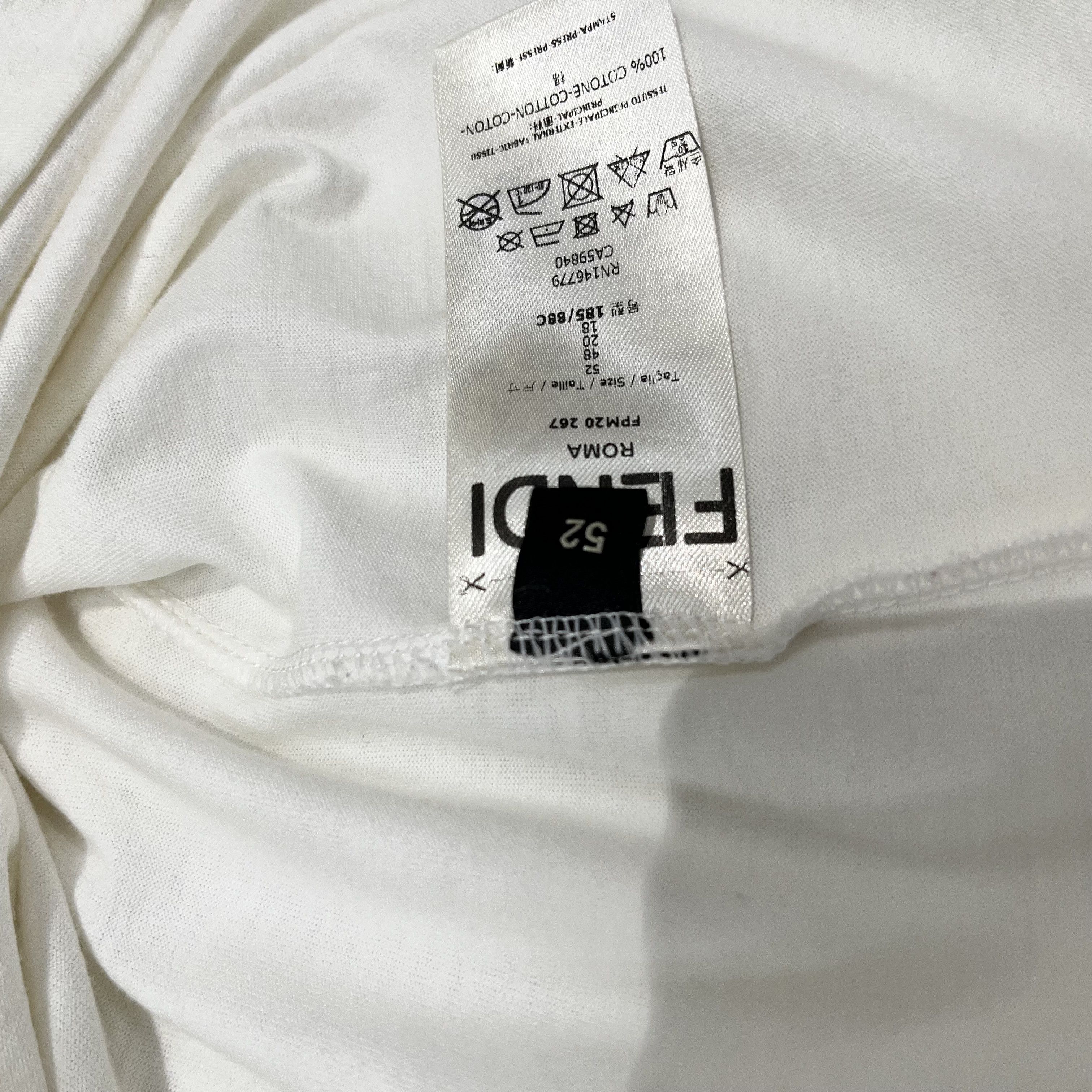 Fendi Fendi Tee White Size US L / EU 52-54 / 3 - 4 Thumbnail