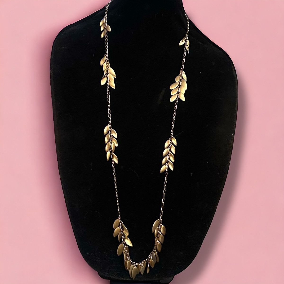 Other Long gold tone dangling leaves necklace Size ONE SIZE - 1 Thumbnail