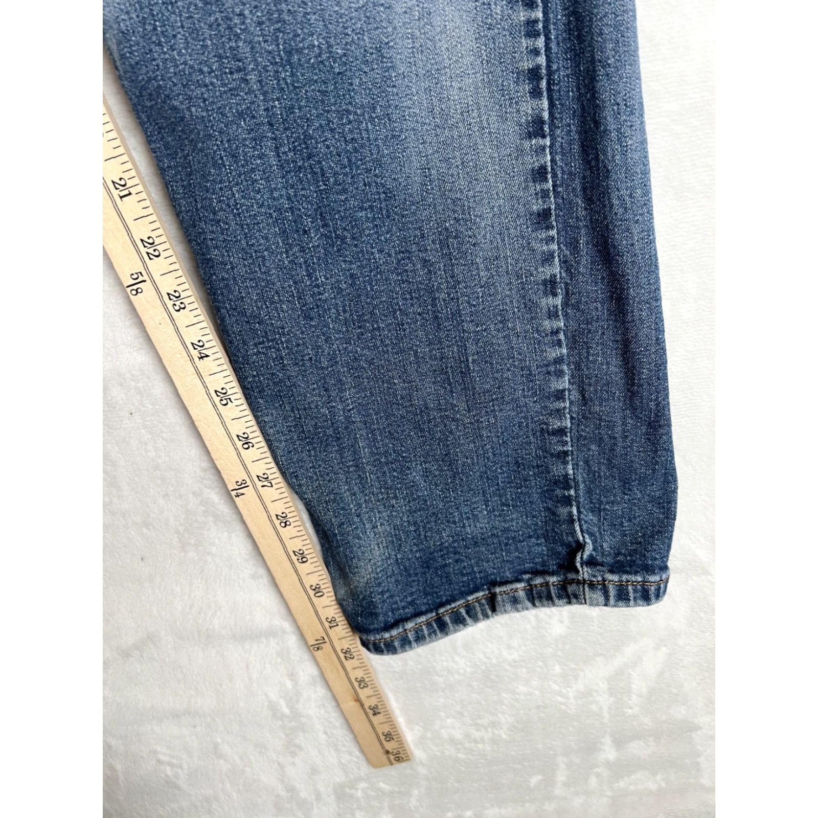 Levi's VINTAGE Levi's 559 Jeans 38x32 Blue Denim Relaxed Straight 90s Grunge Mens Jeans Size US 38 / EU 54 - 6 Thumbnail