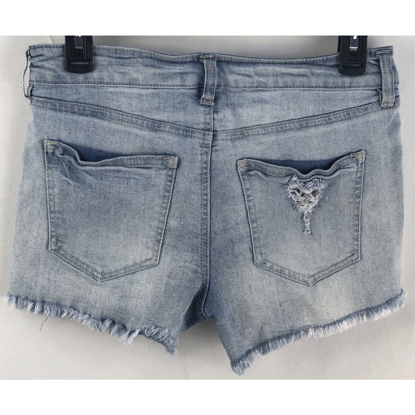 Denime VINTAGE Refuge Cut Off Denim Shorts 26"W 2 Lt Blue Distressed 5 Pocket Y2K 90s Jeans Womens Size 26" / US 2 / IT 38 - 2 Thumbnail