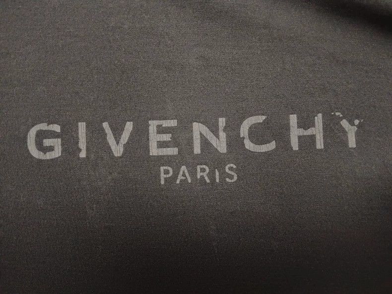 Givenchy Givenchy Classic Logo Short Sleeve T-Shirt Size US L / EU 52-54 / 3 - 3 Thumbnail