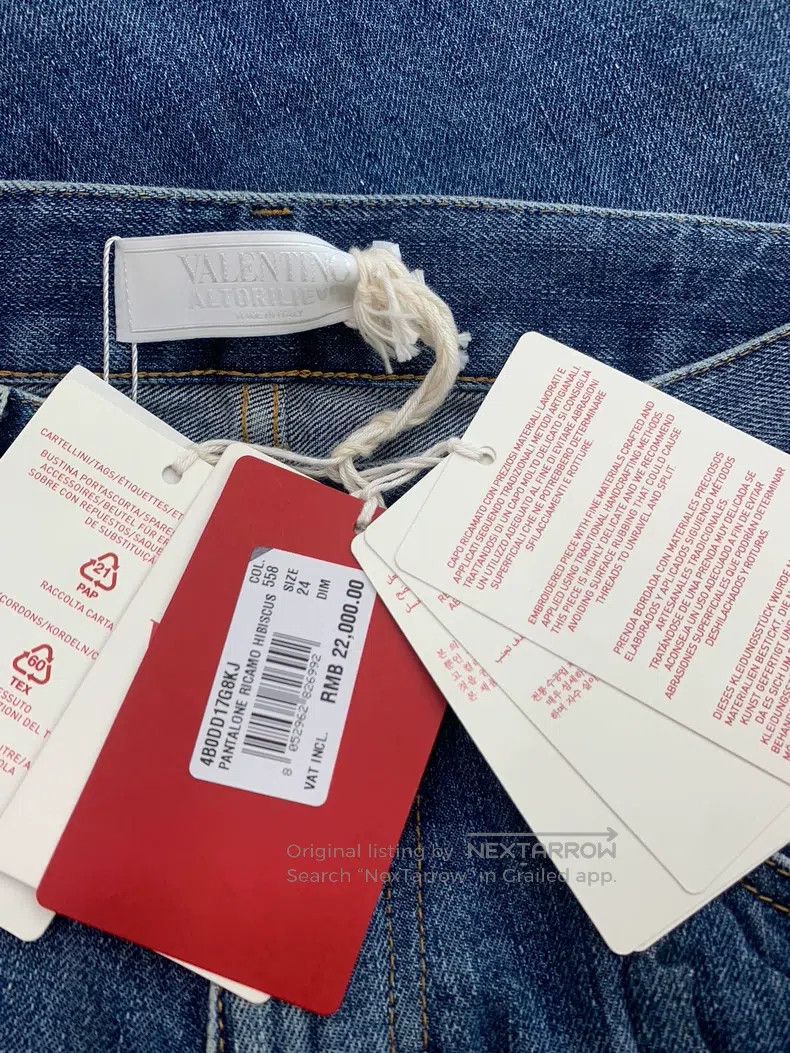Valentino Valentino Three-dimensional embossed flower jeans Size 24" / US 00 / IT 34 - 4 Thumbnail