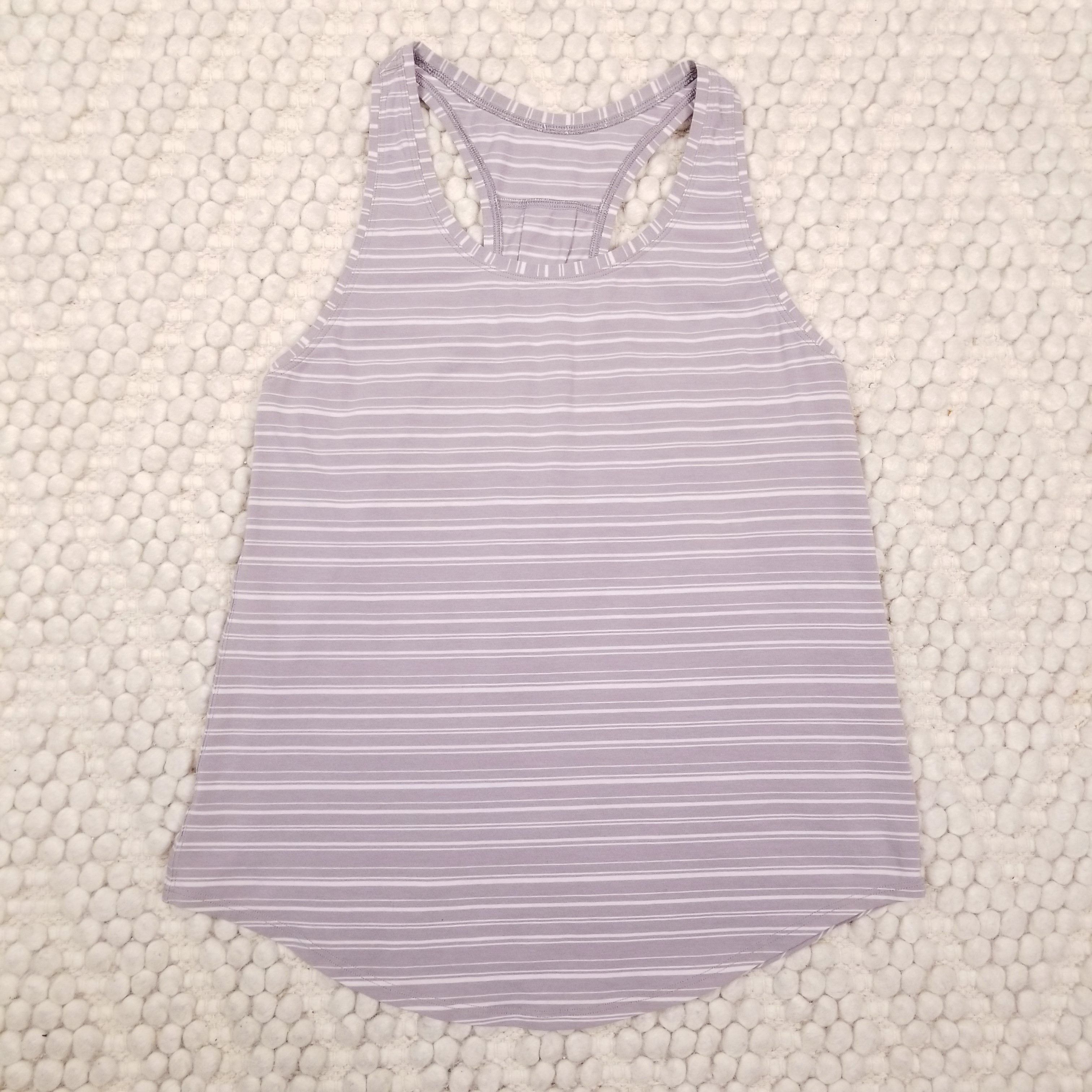 Lululemon Love Tank *Pleated Cut Back Size XS / US 0-2 / IT 36-38 - 6 Thumbnail