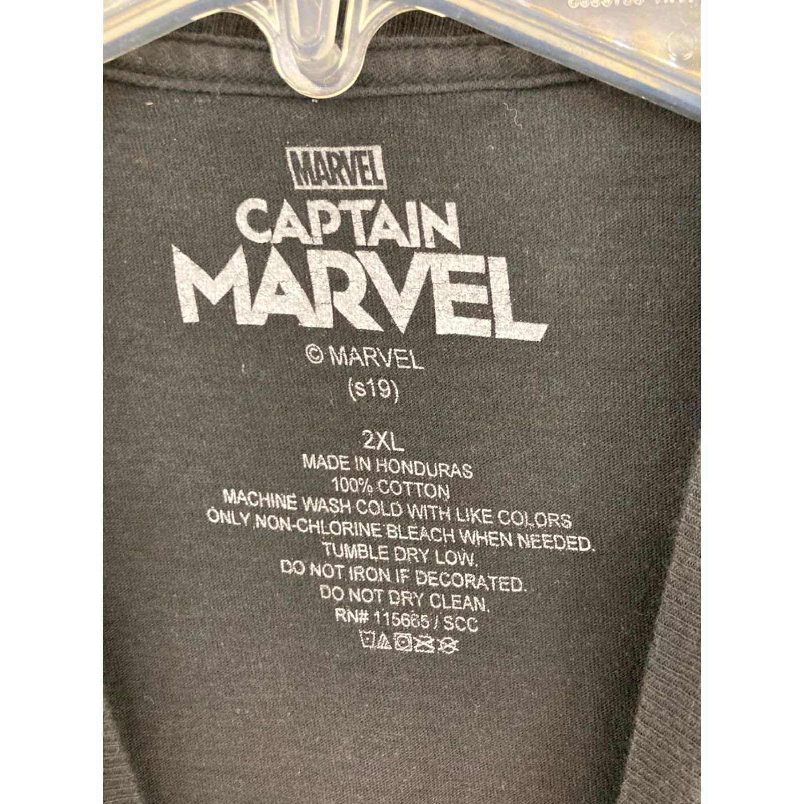 Vintage Captain Marvel Mens TShirt 2XL Black Nick Fury Samuel Jackson Shirts Mens 2XL Black Graphic Print Comics Movie Size US XXL / EU 58 / 5 - 5 Thumbnail