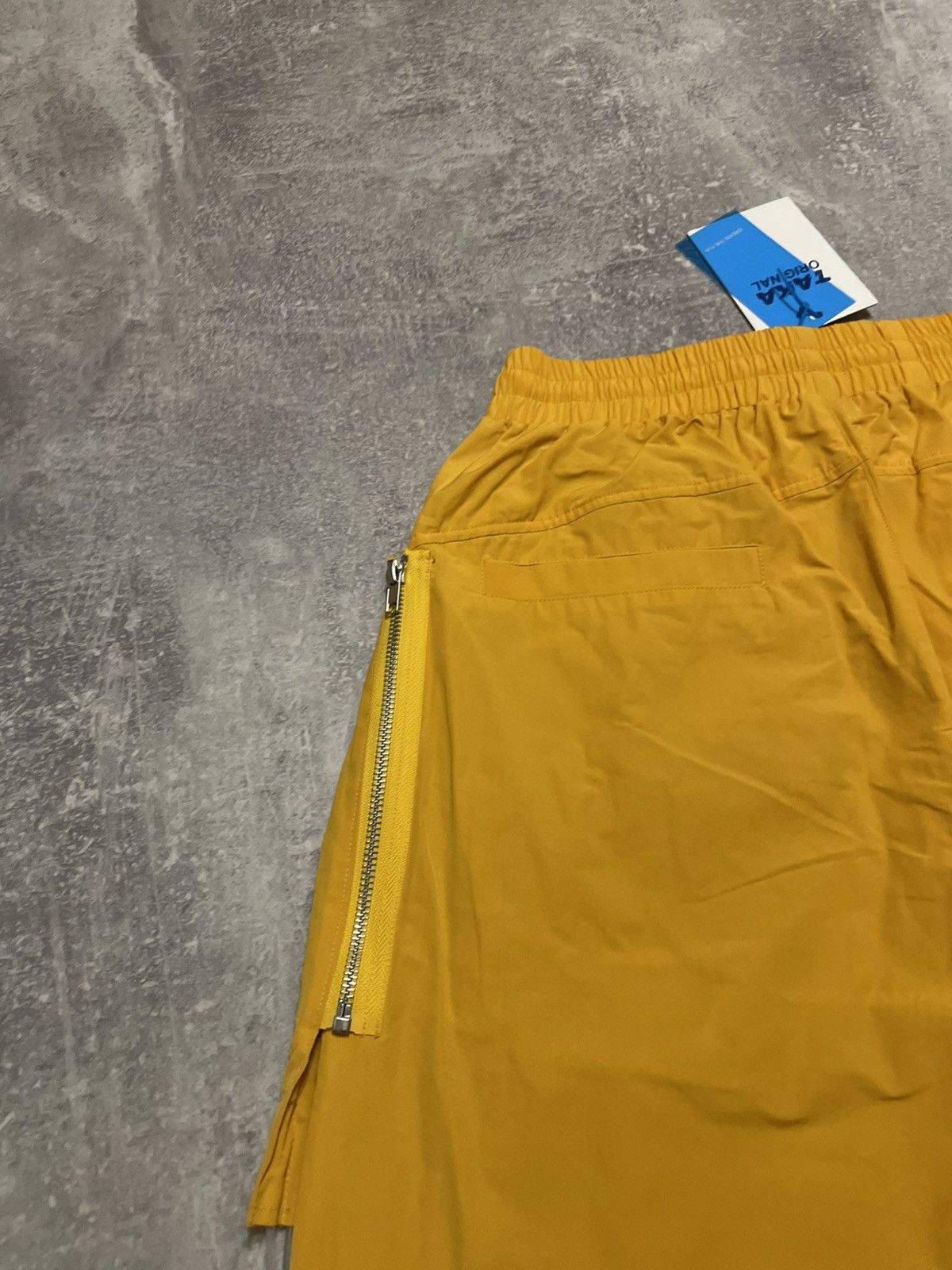 Japanese Brand × TAKA Original NEW Taka Original Tech Wear Y2K Shorts Size US 32 / EU 48 - 19 Thumbnail