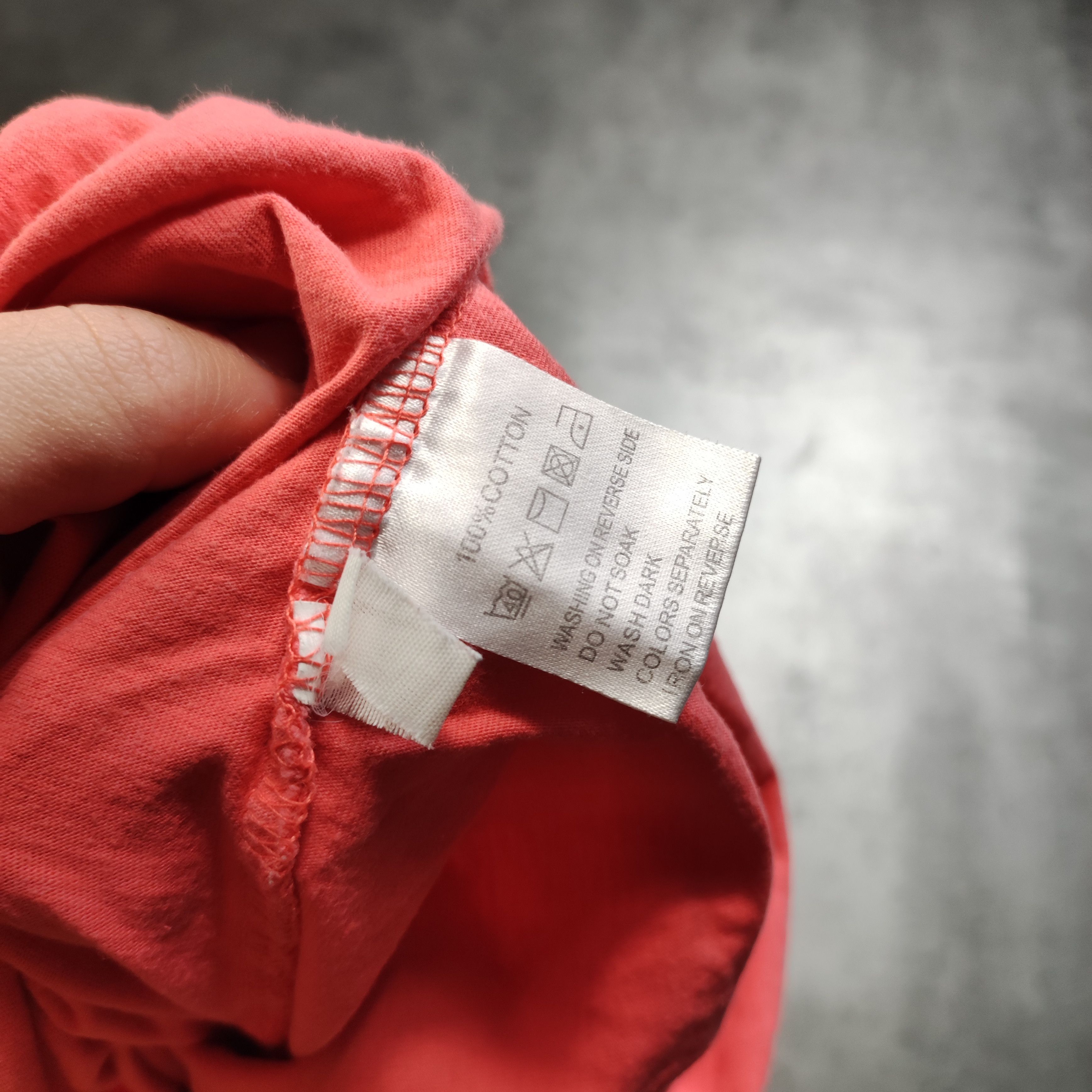Vintage × Yves Saint Laurent RARE 90s YSL Yves Saint Laurent Pink Small Logo Tshirt Size US XXL / EU 58 / 5 - 7 Thumbnail