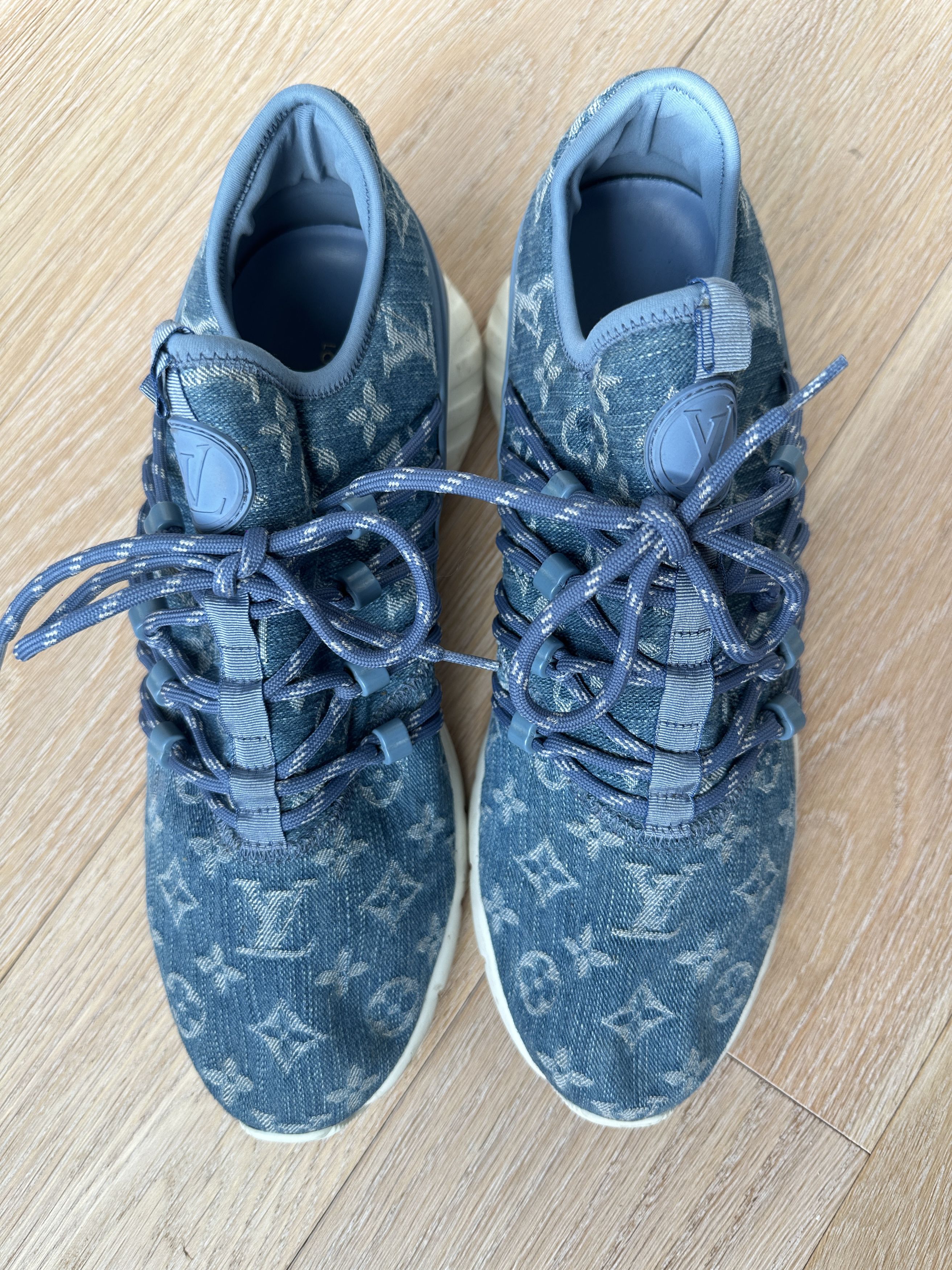 Louis Vuitton LV Monogram Sneakers Size US 6.5 / EU 39-40 - 1 Thumbnail