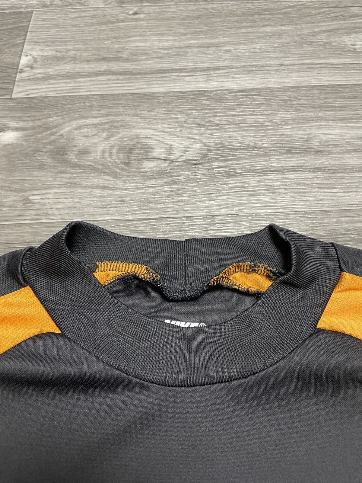 Nike Vintage 90s Nike Made In USA Long Sleeve Jersey Shirt Size US S / EU 44-46 / 1 - 11 Thumbnail