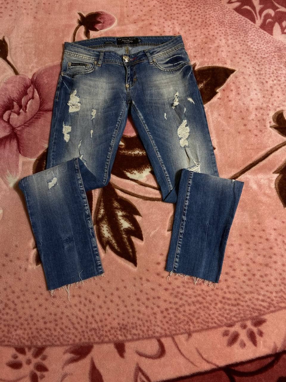 Philipp Plein Philipp Plein Rhinestone stonewashed straight-leg jeans Size US 28 / EU 44 - 17 Thumbnail