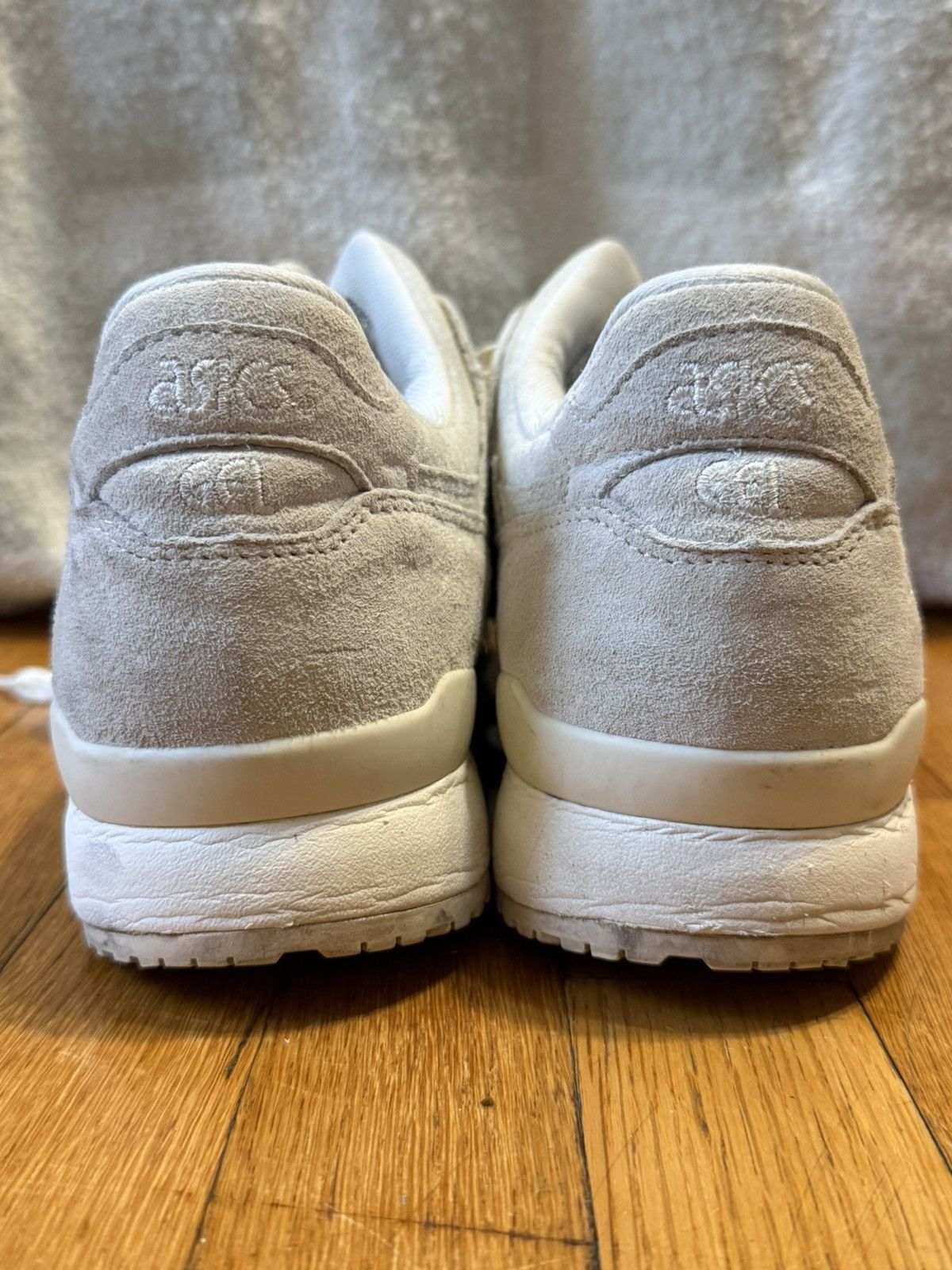 Asics Asics 30th Anniversary Gel Lyte iii OG - Cream Suede Size US 11.5 / EU 44-45 - 7 Thumbnail