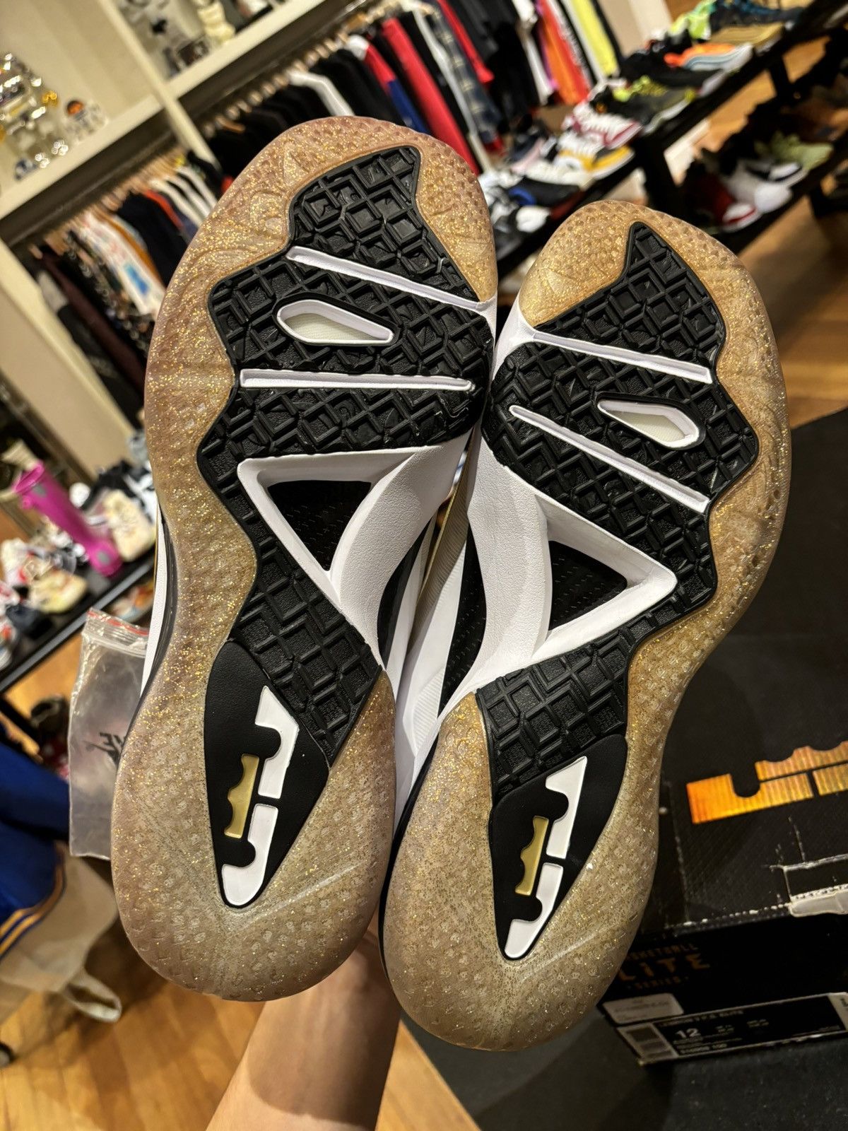 Nike Lebron 9 PS Elite Size US 12 / EU 45 - 5 Thumbnail