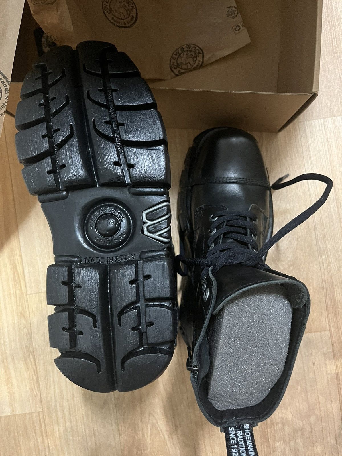 New Rock NEW ROCK ANKLE BOOT BLACK TOWER Size US 10 / IT 40 - 6 Thumbnail