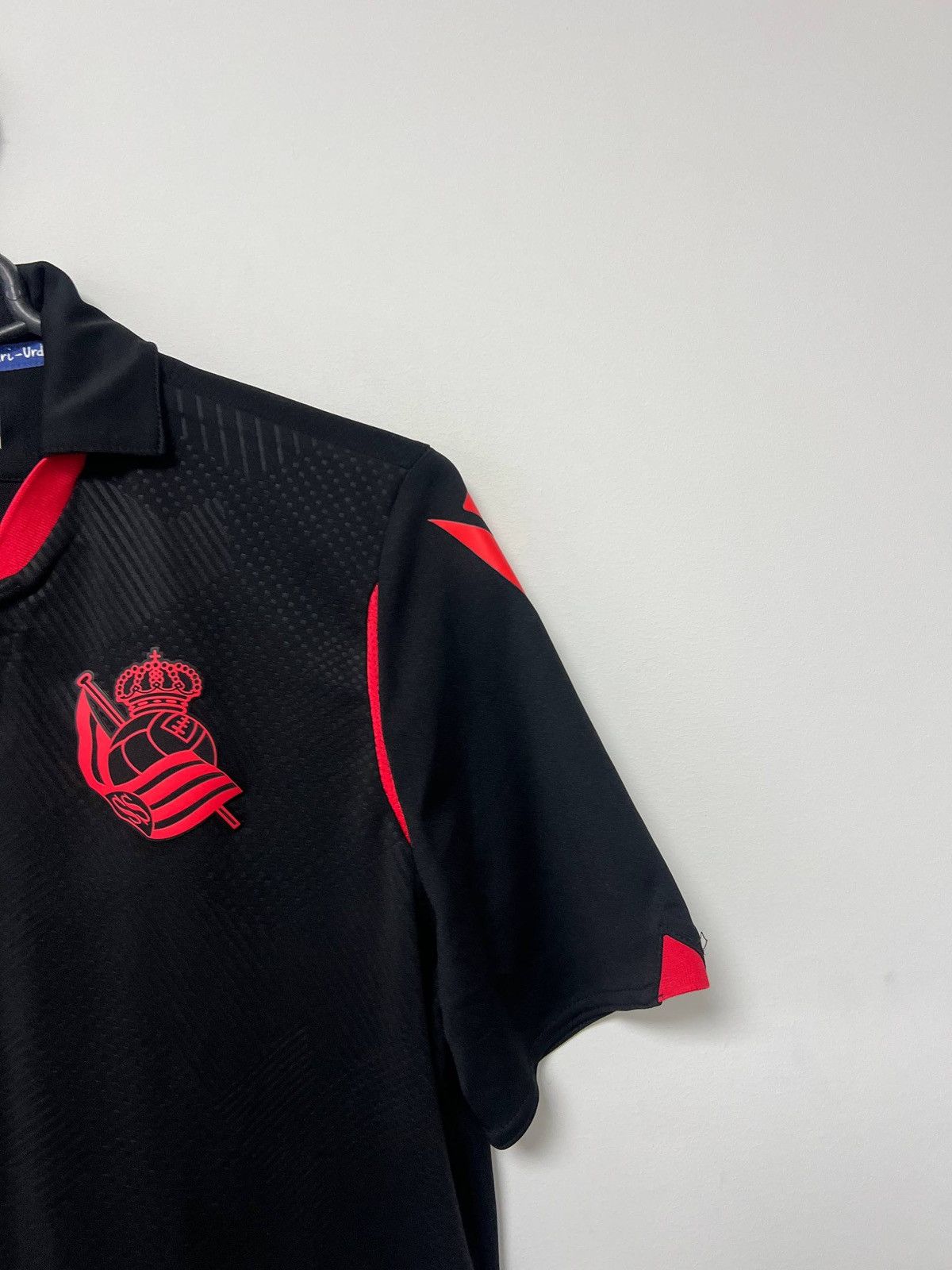 Macron Vintage Real Sociedad 2020/2021 Away Football Shirt Macron S Size US S / EU 44-46 / 1 - 6 Thumbnail