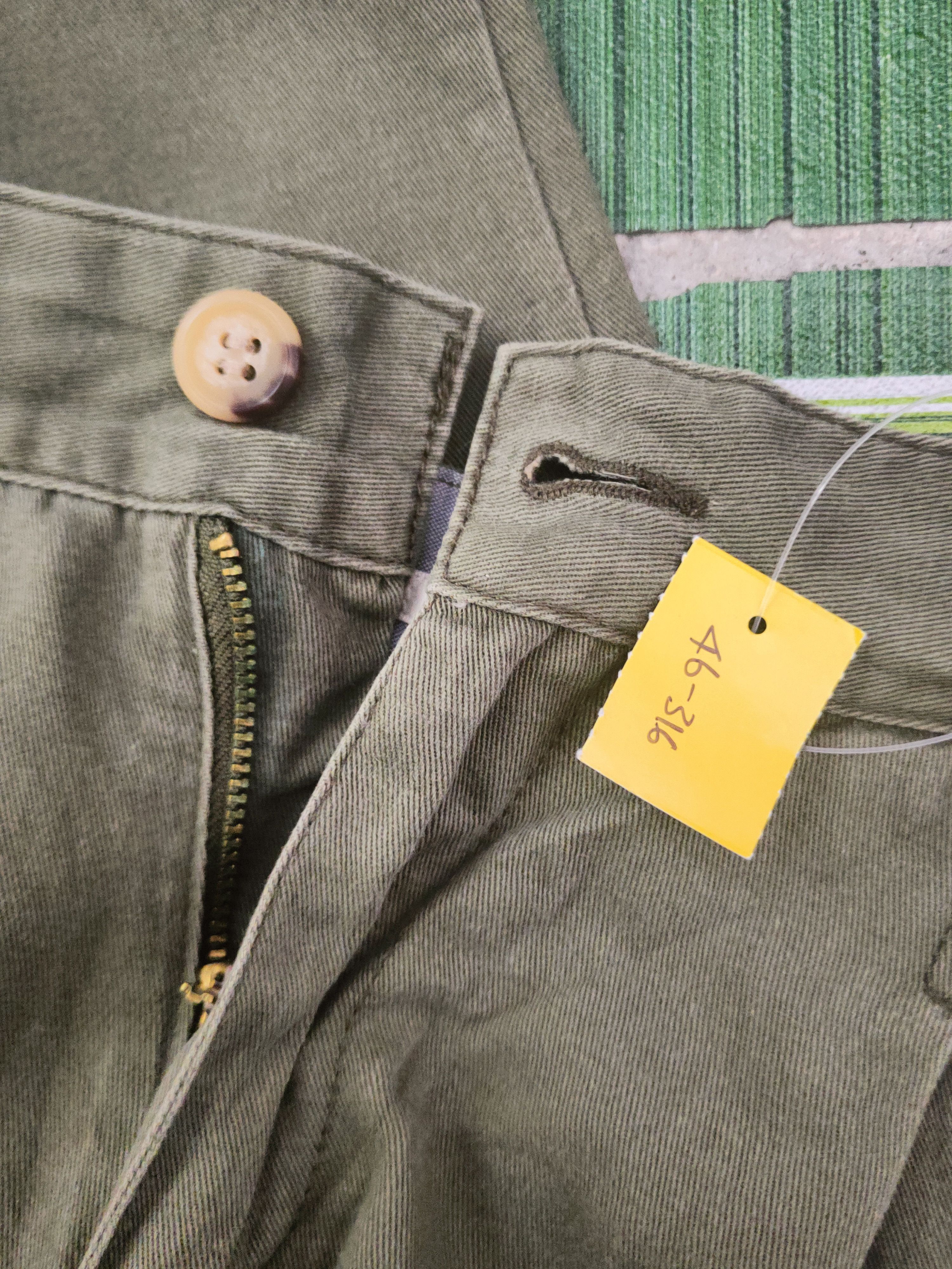 Japanese Brand DL Retro Girl Army Green Multipocket Casual Pants #46-316 Size 28" / US 6 / IT 42 - 14 Thumbnail