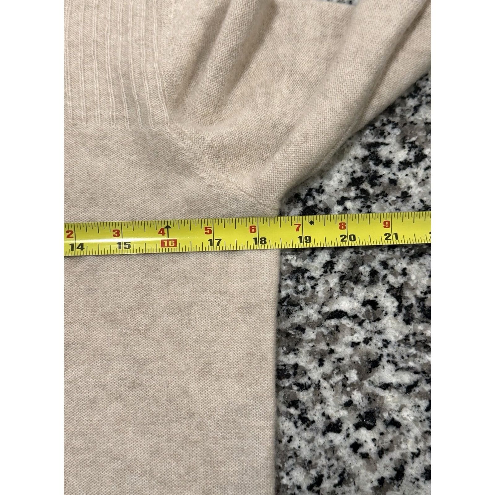 Veronica Beard Veronica Beard Sweater Cream Turtleneck 100% Cashmere Women M Pullover Size M / US 6-8 / IT 42-44 - 4 Thumbnail