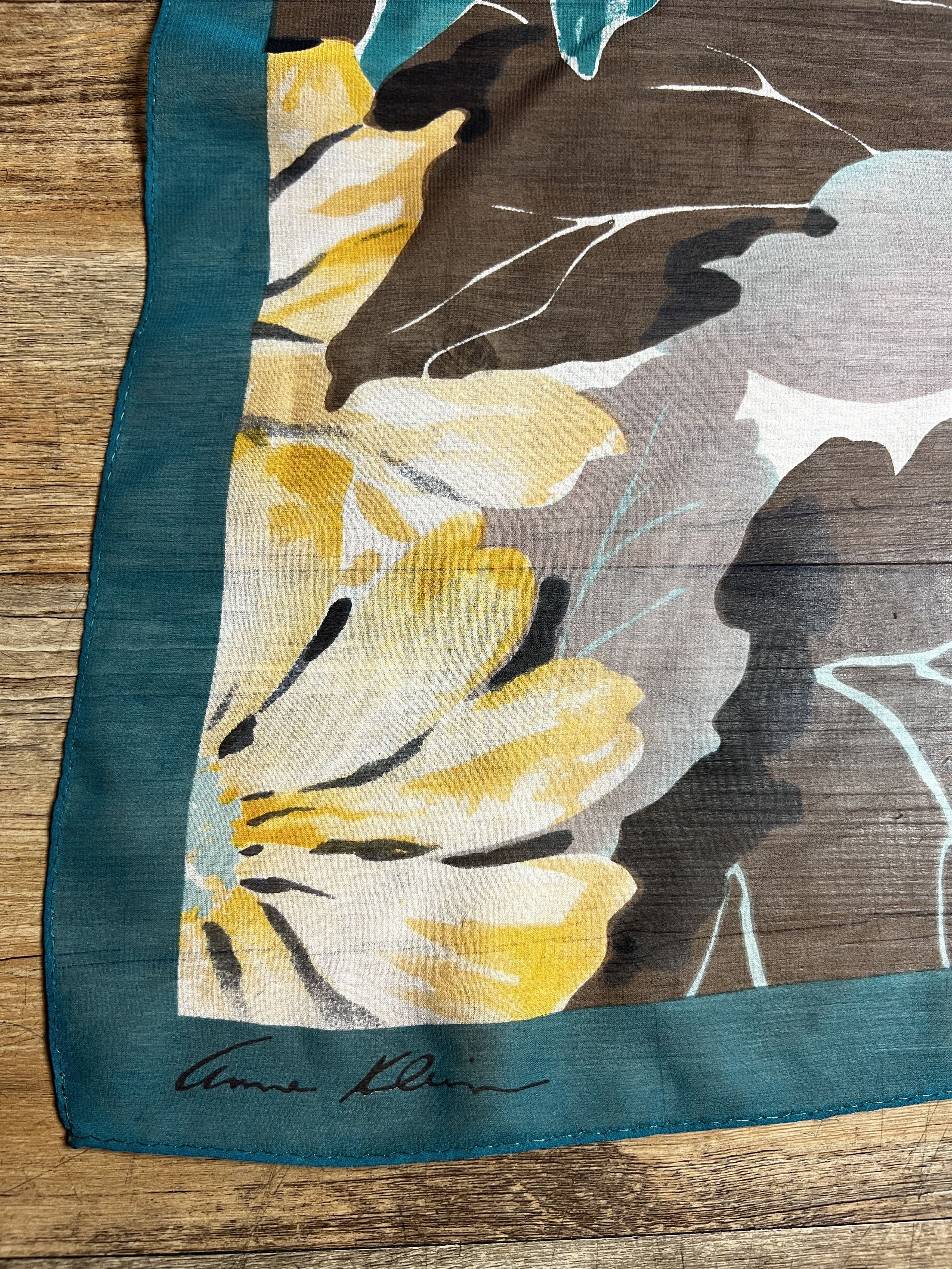 Anne Klein Vintage 1990's Anne Klein for Vera Floral Silk Scarf Size ONE SIZE - 5 Thumbnail