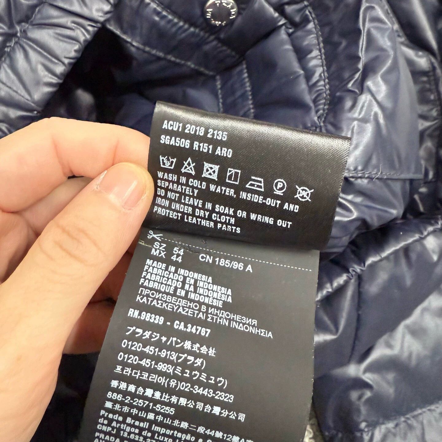 Prada Prada Navy Down Jacket w/ Arm Logo - Size 54 Size US L / EU 52-54 / 3 - 5 Thumbnail