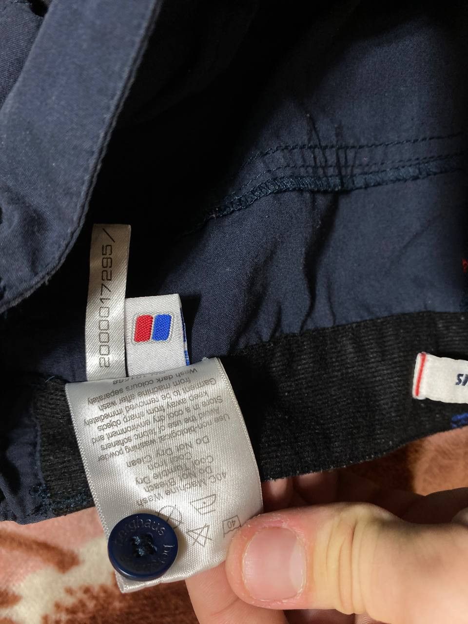 Berghaus × Vintage Vintage Berghaus AQ2 Black Pants sweatpants Size US 32 / EU 48 - 3 Thumbnail