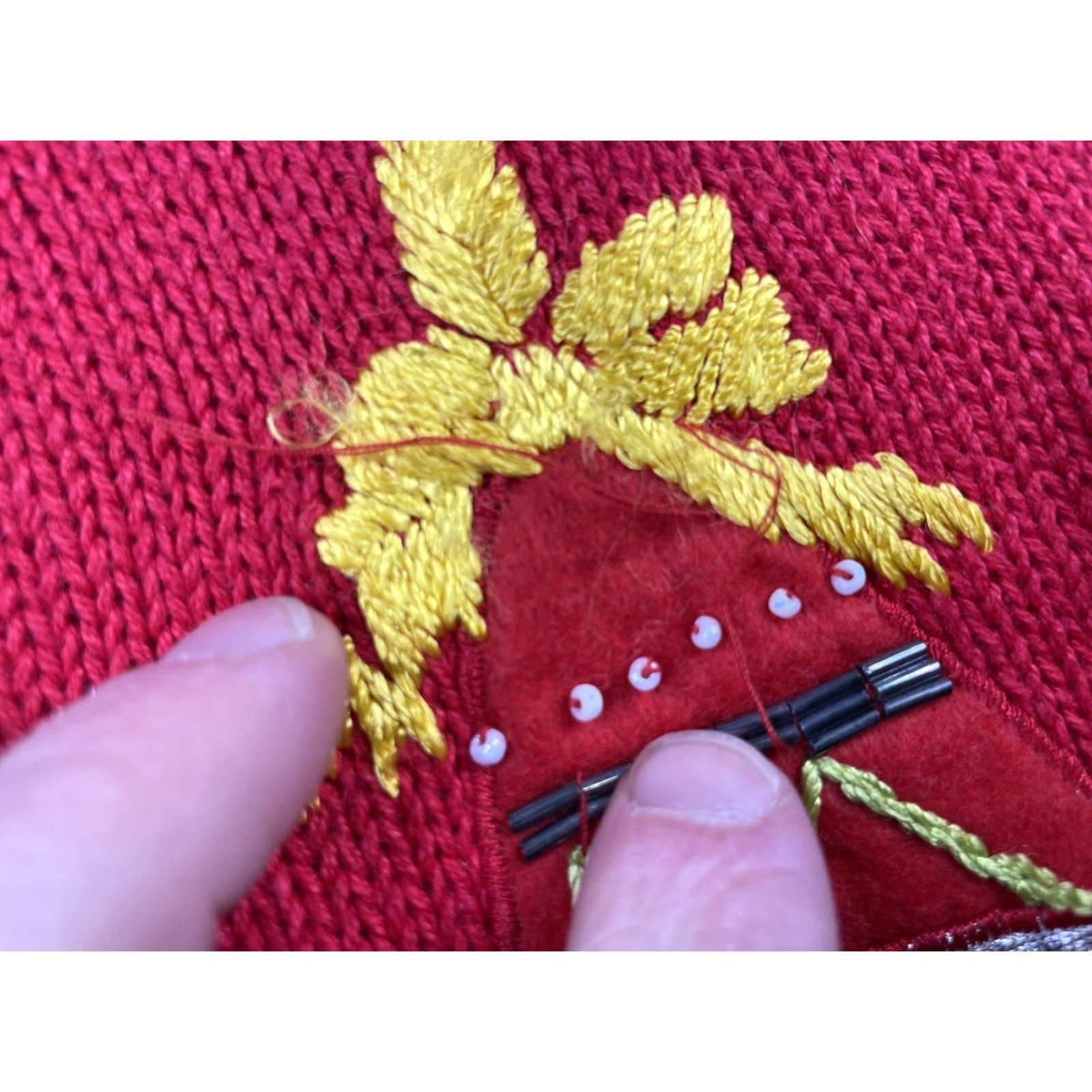 Vintage VINTAGE Victoria Woman Sweater Vest Knit Christmas Embroidery 3X Red Women Sleeveless Cotton Ramie Holiday Christmas Vest Mens? Size XXL / US 16-18 / IT 52-54 - 4 Thumbnail