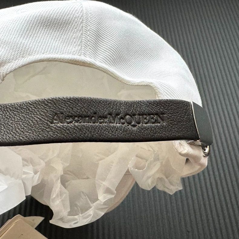 Alexander McQueen Alexander Mcqueen SizeL Sewing hats Size ONE SIZE - 6 Thumbnail