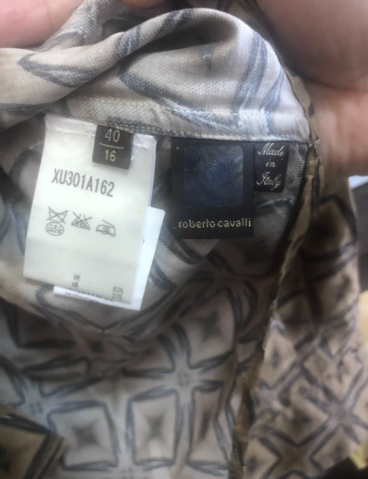 Roberto Cavalli Cavalli Mainline Silk Shirt J2 Size US M / EU 48-50 / 2 - 4 Thumbnail